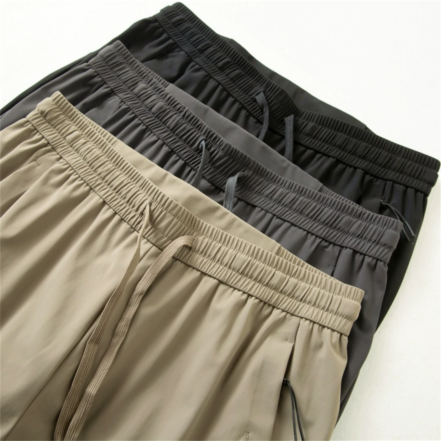 Quần điều hòa Don Quixote Ice Silk! Siêu mát, co giãn bốn chiều, lưng thun mùa hè, quần ống thẳng, quần dài dành cho nam.