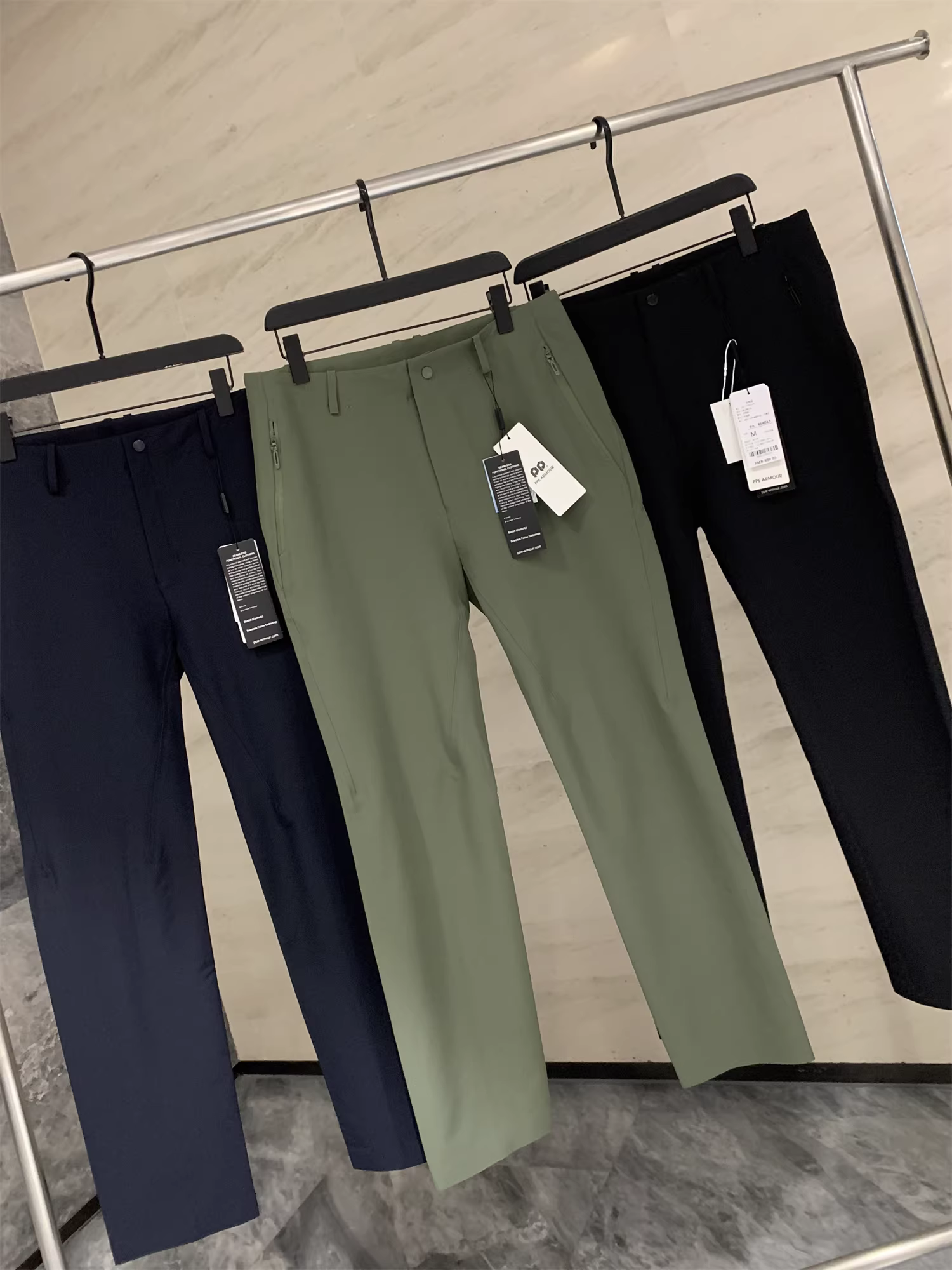 Don Quixote: Một viên ngọc quý! Mã sản phẩm 1430! Quần dệt may ngoài trời đa năng, kiểu dáng 3D, quần dài thời trang.