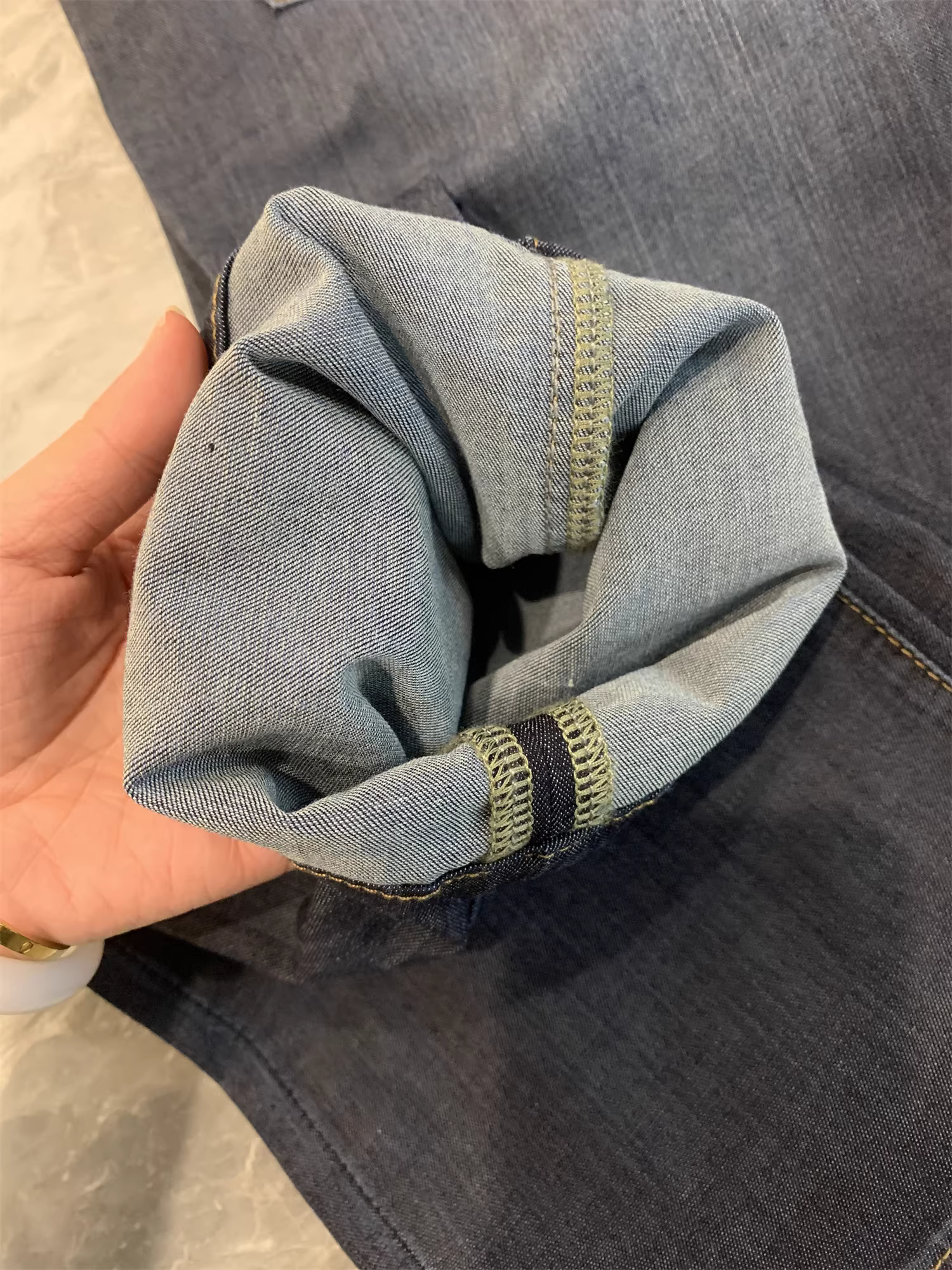 Quần Jean Nam Don Quixote Mulberry Silk! Quần Jeans chất liệu dày dặn, thoáng khí, thân thiện với da, dáng thẳng, mặc thường ngày, thích hợp cho mùa hè.