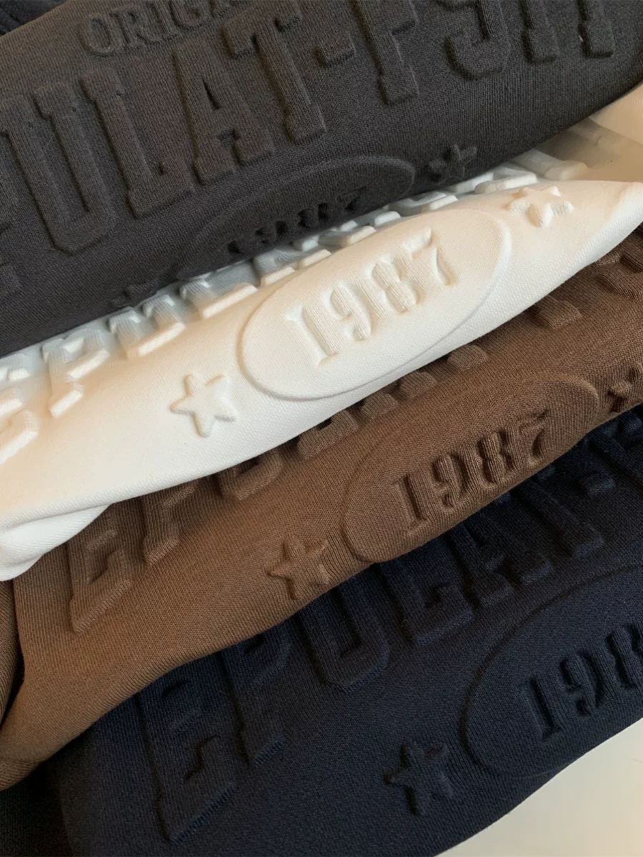 Don Quixote, phối màu thời thượng! In 3D nổi! Áo len dài tay dáng rộng phong cách cổ điển mùa thu dành cho nam.