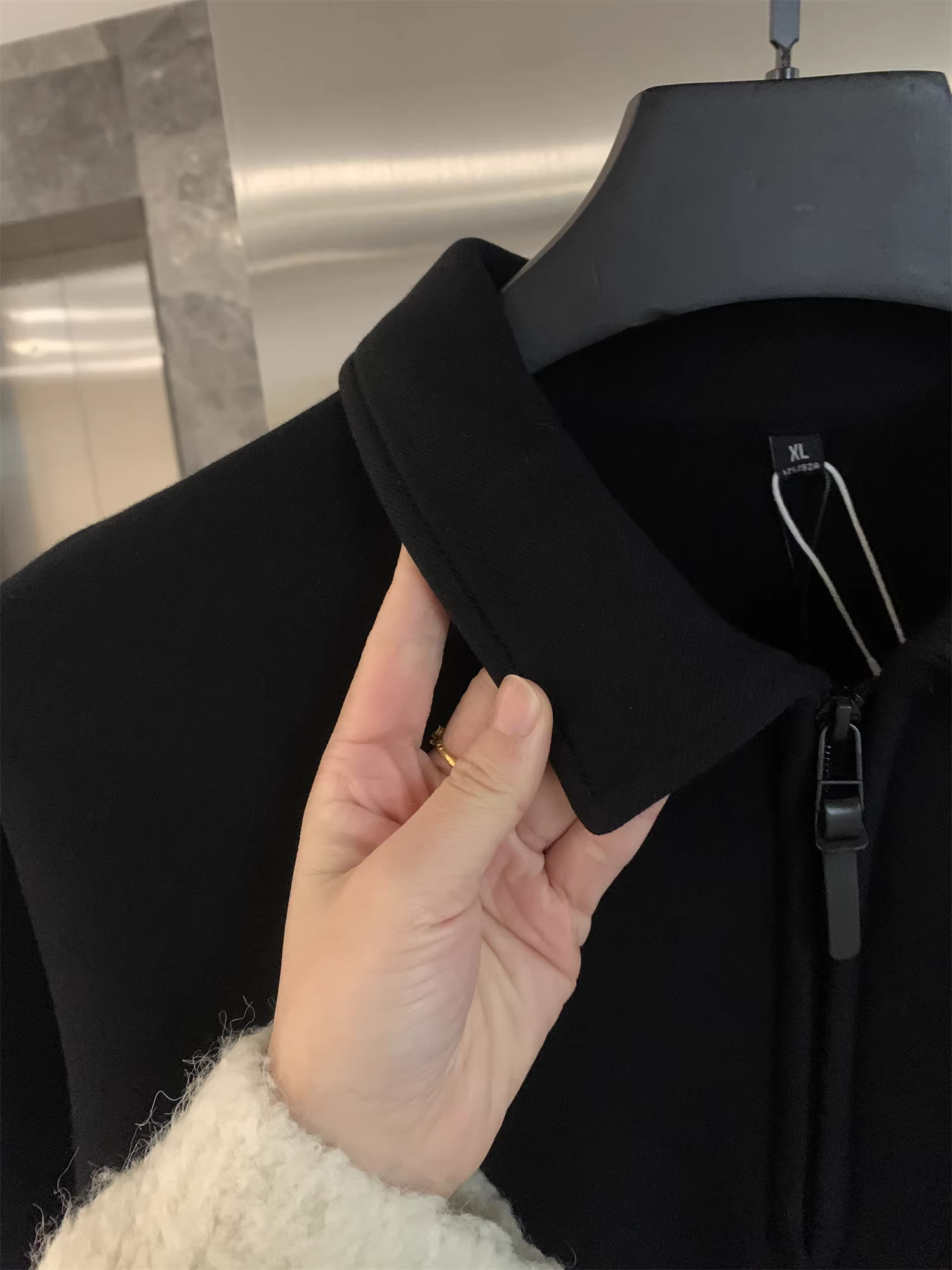 Don Quixote, một quý ông đích thực! Thiết kế túi da! Áo len nam có lớp lót thoáng khí, cổ trụ, nửa khóa kéo, kiểu dáng thường ngày.