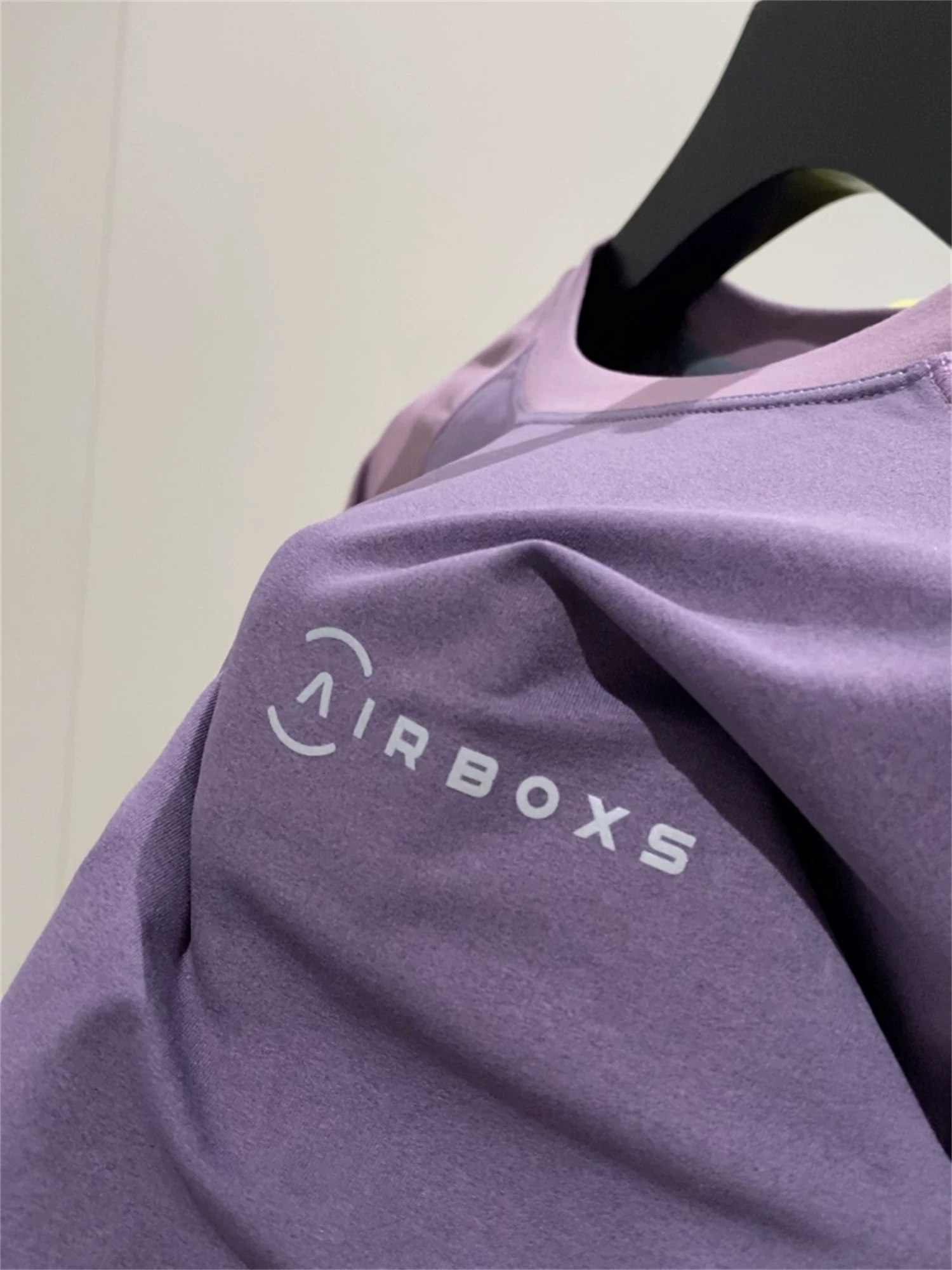 Áo thun thần thánh của Don Quixote! Chất liệu vải mát mẻ và sảng khoái! Áo thun ngắn tay nam mùa hè, thấm hút mồ hôi, thoáng khí, co giãn.