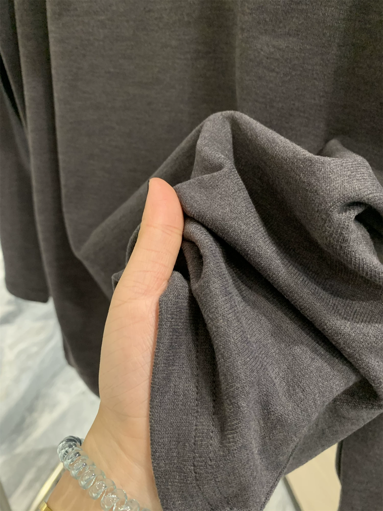 Đồ dùng ngoài trời Don Quixote! Thoáng khí và nhanh khô! Áo thun nam mùa thu màu trơn cổ nửa mở thể thao ngoài trời thời trang