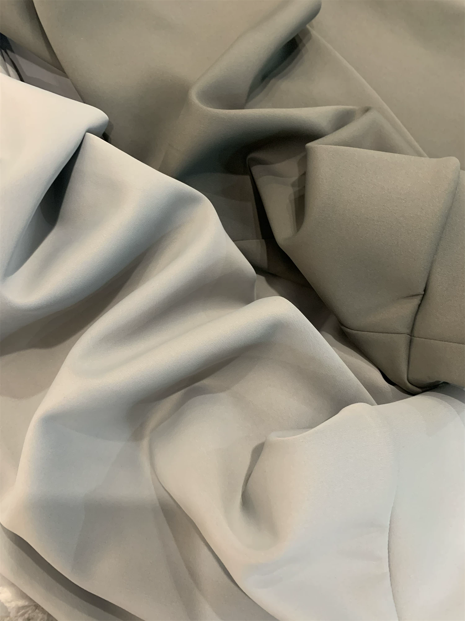 Don Quixote đã nhập khẩu sợi tơ mát! Phong cách năng động ngoài trời! Quần thể thao nam chất liệu thoáng khí.