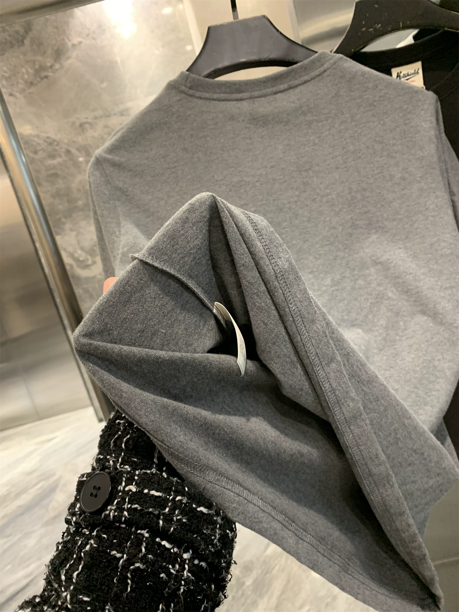 Don Quixote, hai sản phẩm được giao hàng miễn phí! Áo thun ngắn tay cổ tròn in hình cặp đôi, chất liệu 100% cotton, mềm mại và thoáng khí, hợp thời trang.