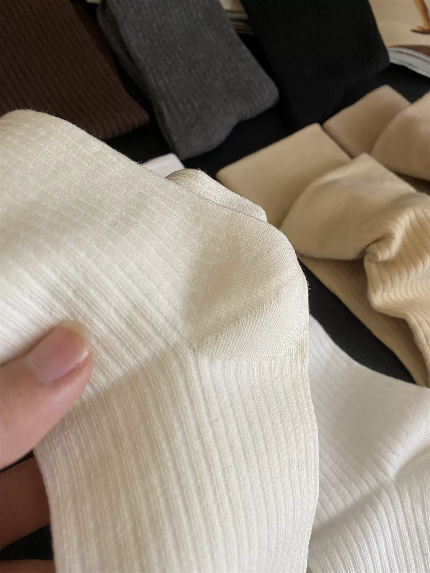 Don Quixote cần thiết cho mọi mùa ~ tất cơ bản đa năng, thoáng khí, thấm hút mồ hôi, màu trơn, dài vừa phải, tất cotton dài, tất nữ