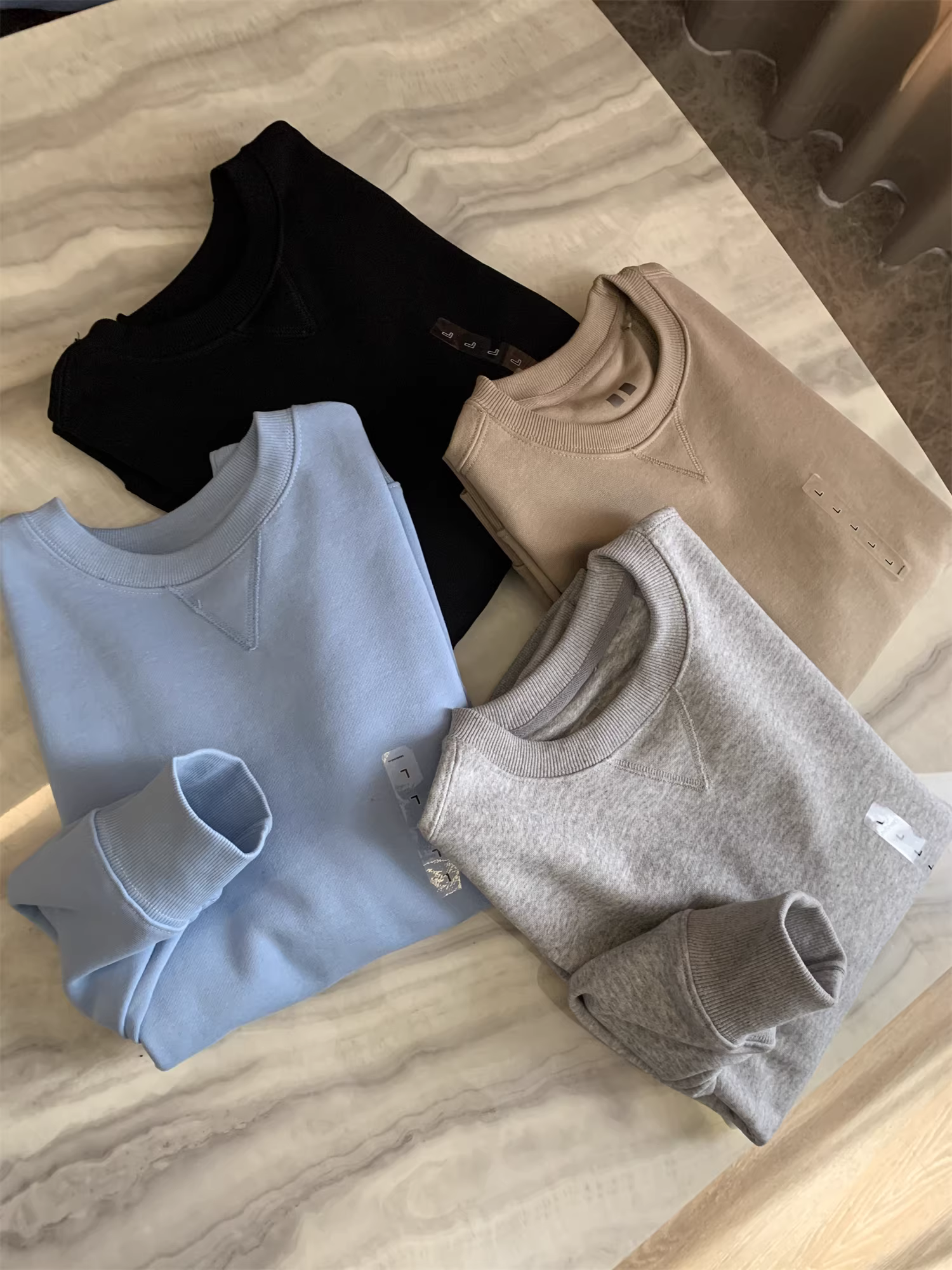 Don Quixote là tác phẩm kinh điển của Nhật Bản! Bộ sưu tập màu sắc Morandi! Áo len nam cổ tròn dài tay mùa thu đông thời trang