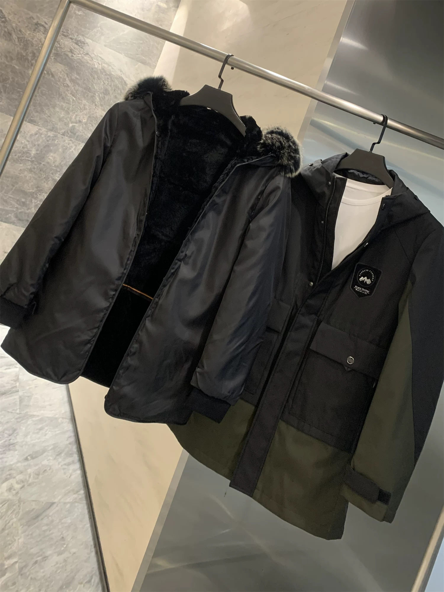 Don Quixote dòng H! Áo khoác parka mùa đông ngoài trời dài trung bình có cổ lông cáo + lót lông! Áo khoác cotton dành cho nam.