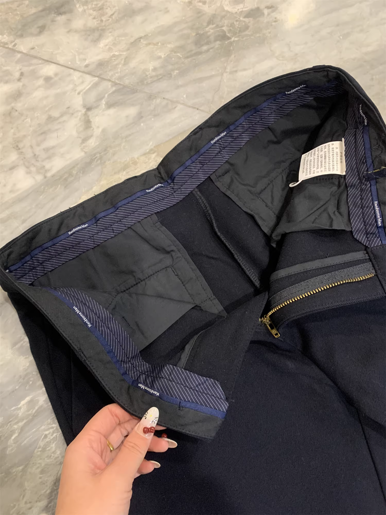 Don Quixote H series cổ điển! Dày và ấm áp! Quần âu ống đứng mùa đông ấm áp và thân thiện với làn da dành cho nam.