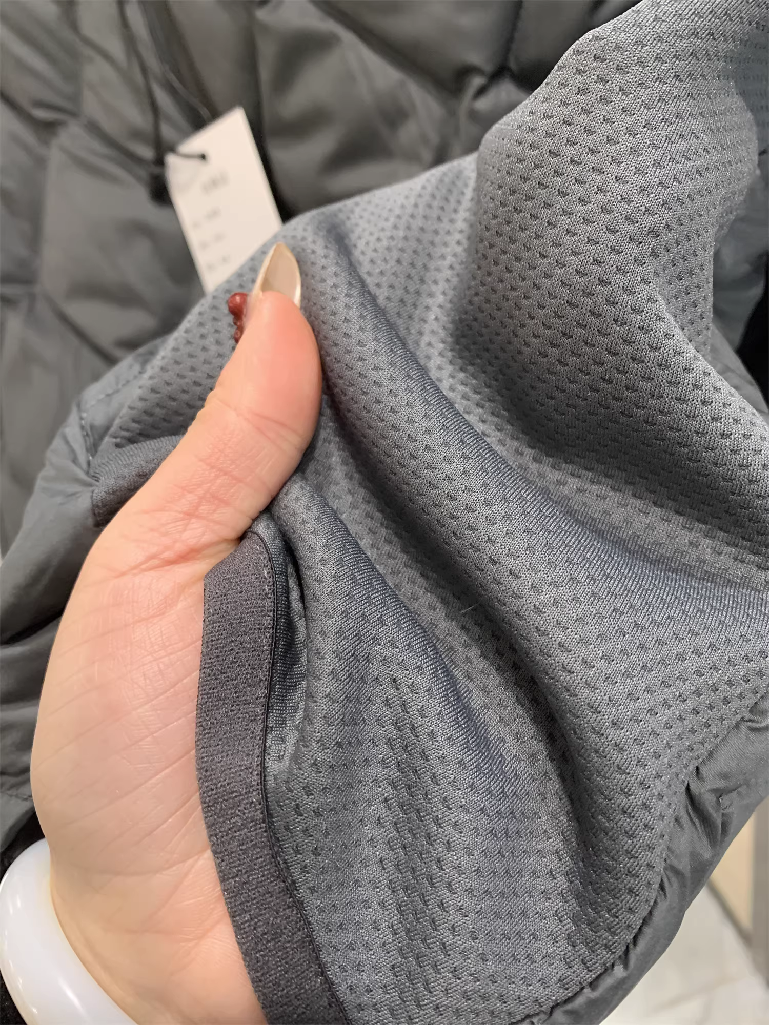 Don Quixote, trực tiếp từ nhà máy! Áo khoác phao nam cổ đứng, họa tiết mùa đông, chất liệu 90% lông vũ vịt do khách hàng cung cấp!