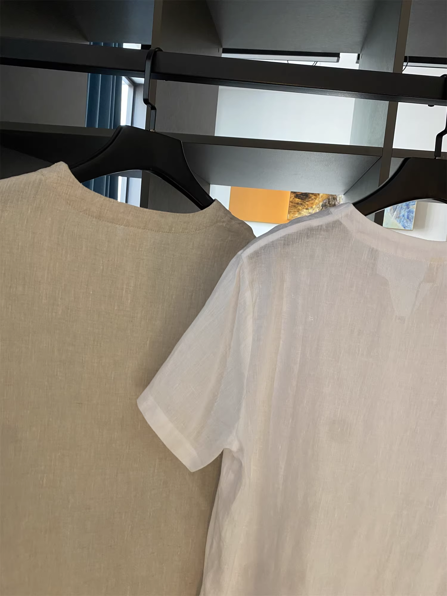 Áo sơ mi nam Don Quixote phong cách quốc dân, cổ chữ V! Chất liệu 100% như vải lanh! Áo sơ mi nam ngắn tay, màu trơn, thoáng khí, đa năng, kiểu dáng đơn giản.