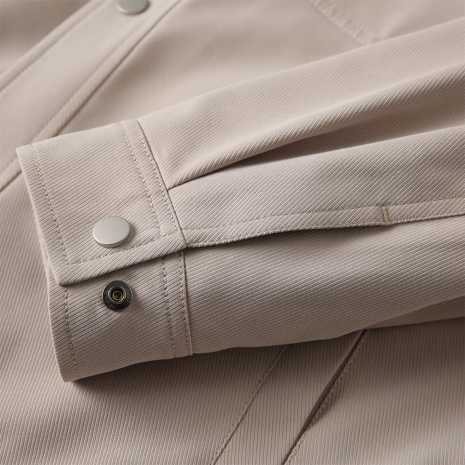 Áo khoác nam Don Quixote ODM, sản phẩm độc quyền! Lót bông may chần kim cương! Áo khoác cotton dáng vest công sở nhẹ nhàng, phong cách thu đông.