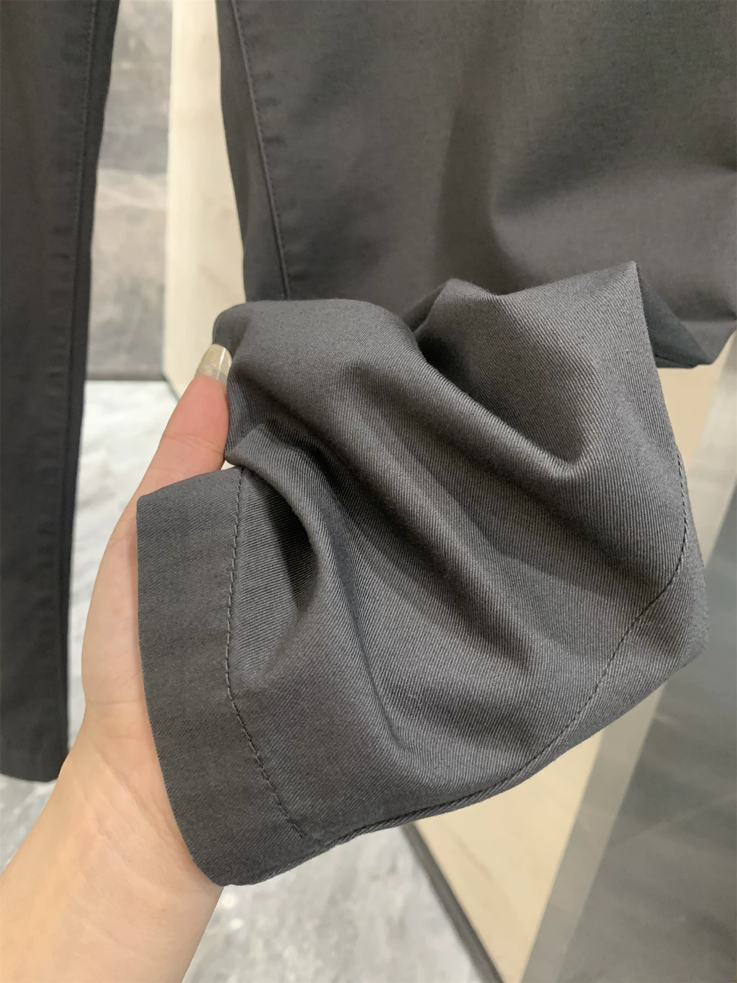 Don Quixote 100% cotton! Quá trình giặt bền chắc! Quần âu dáng thẳng lưng thun nửa phần, đa năng, phong cách thường ngày.