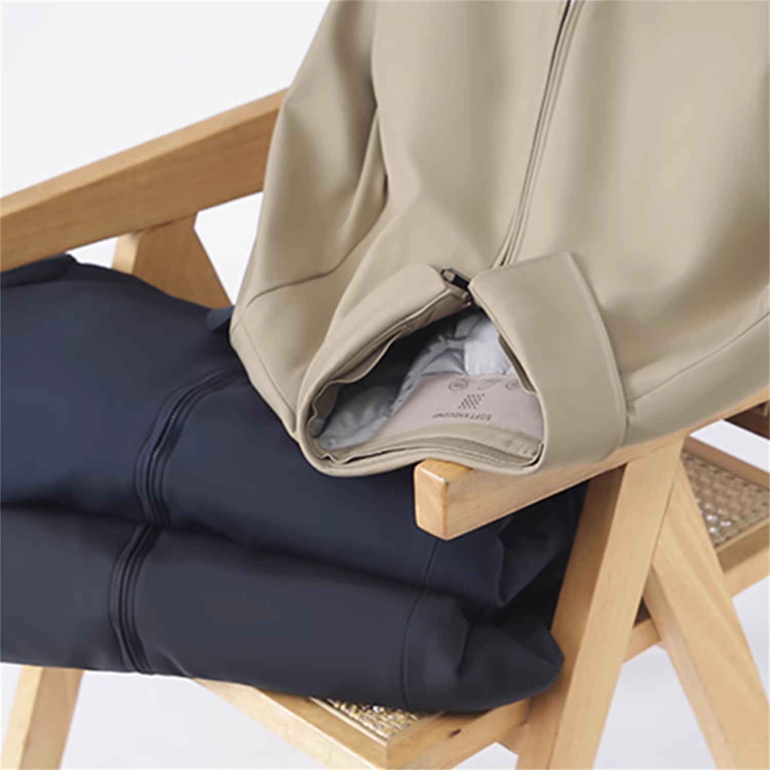 Dòng sản phẩm Don Quixote Light Business! Áo khoác cotton có cổ màu trơn nhẹ, chống gió và ấm áp mùa thu đông dành cho nam.