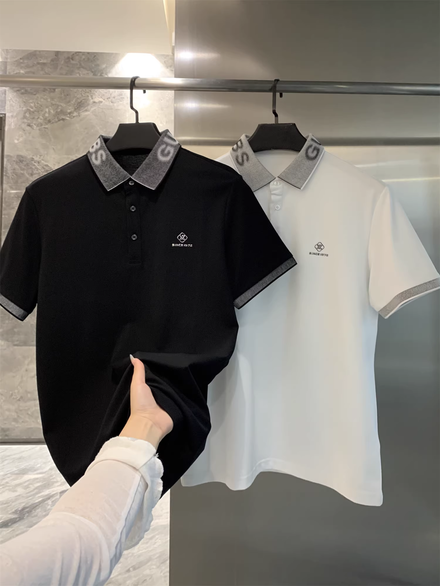 Áo polo cotton thoáng khí Don Quixote! Cổ áo phối màu! Xu hướng áo polo ngắn tay đơn giản, giản dị dành cho nam mùa hè.