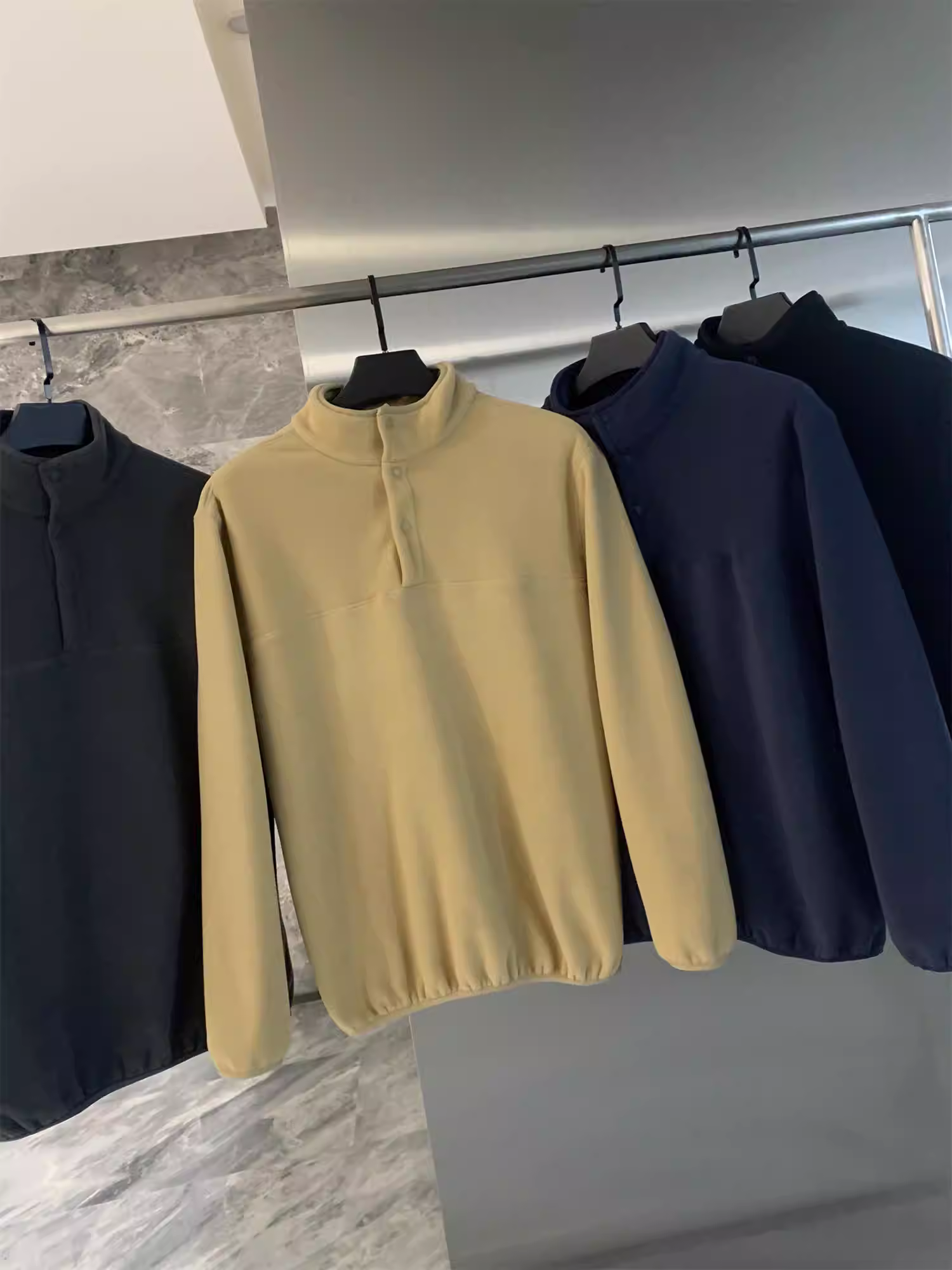 Don Quixote Nhẹ và ấm áp + Lông cừu hai mặt! Xu hướng áo len dài tay có cổ đứng dành cho thể thao và giải trí mùa thu đông