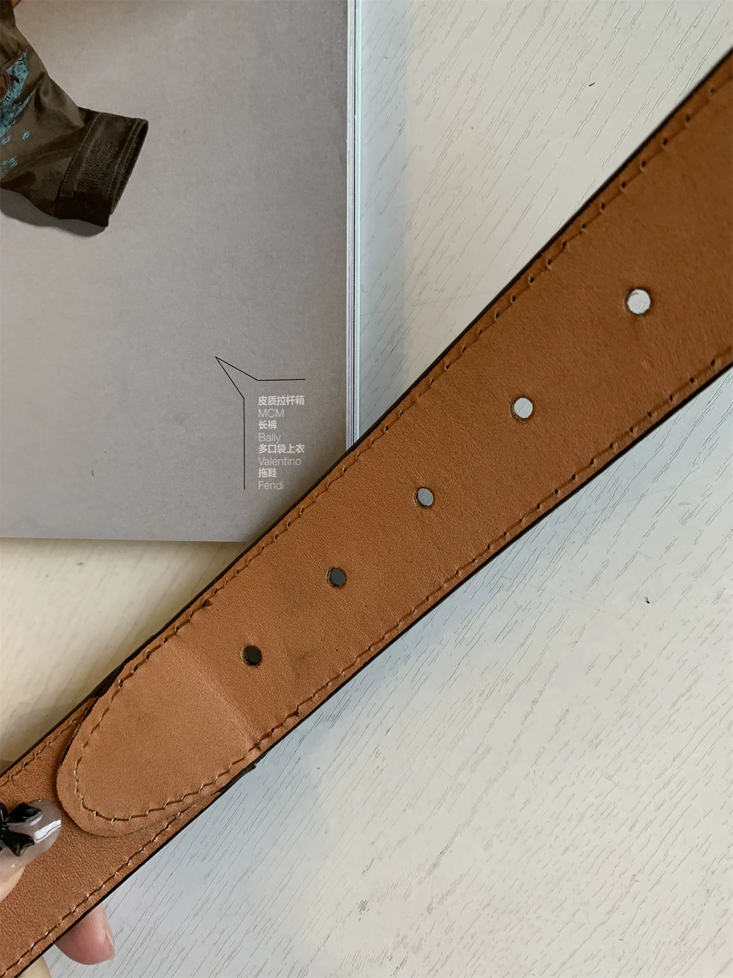 Thắt lưng da bò lớp đầu tiên Don Quixote! Da thuộc thực vật hai mặt! Thắt lưng da nam kiểu doanh nhân, có khóa điều chỉnh.