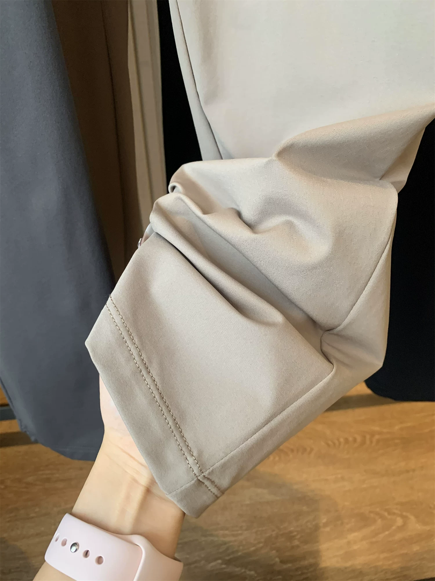 Don Quixote U+ cùng phong cách! Thoáng ẩm, nhanh khô, co giãn bốn chiều! Quần thể thao dáng thẳng, unisex.