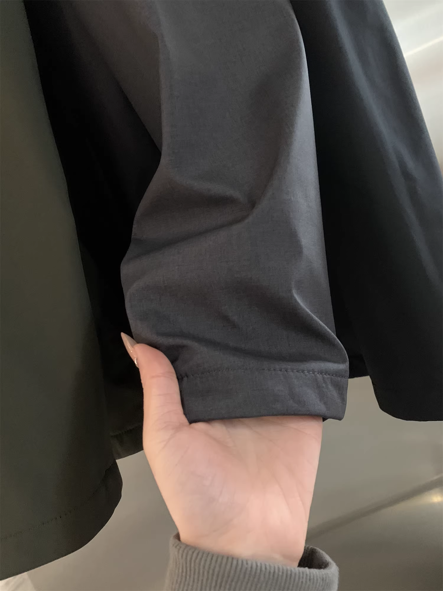 Công nghệ ngoài trời Don Quixote! Áo khoác nam dày dặn, chống gió, chống thấm nước, lót lông cừu, dành cho mùa thu đông, dùng trong ngành công nghiệp xây dựng.