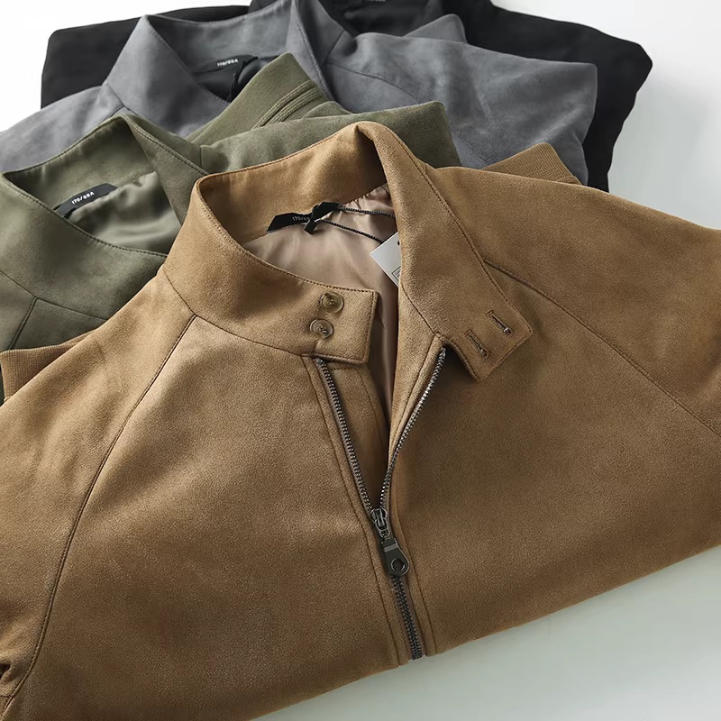 Dòng thiết kế Don Quixote! Áo khoác nam màu trơn, cổ đứng, chất liệu da lộn nhập khẩu, mềm mại và thoải mái.