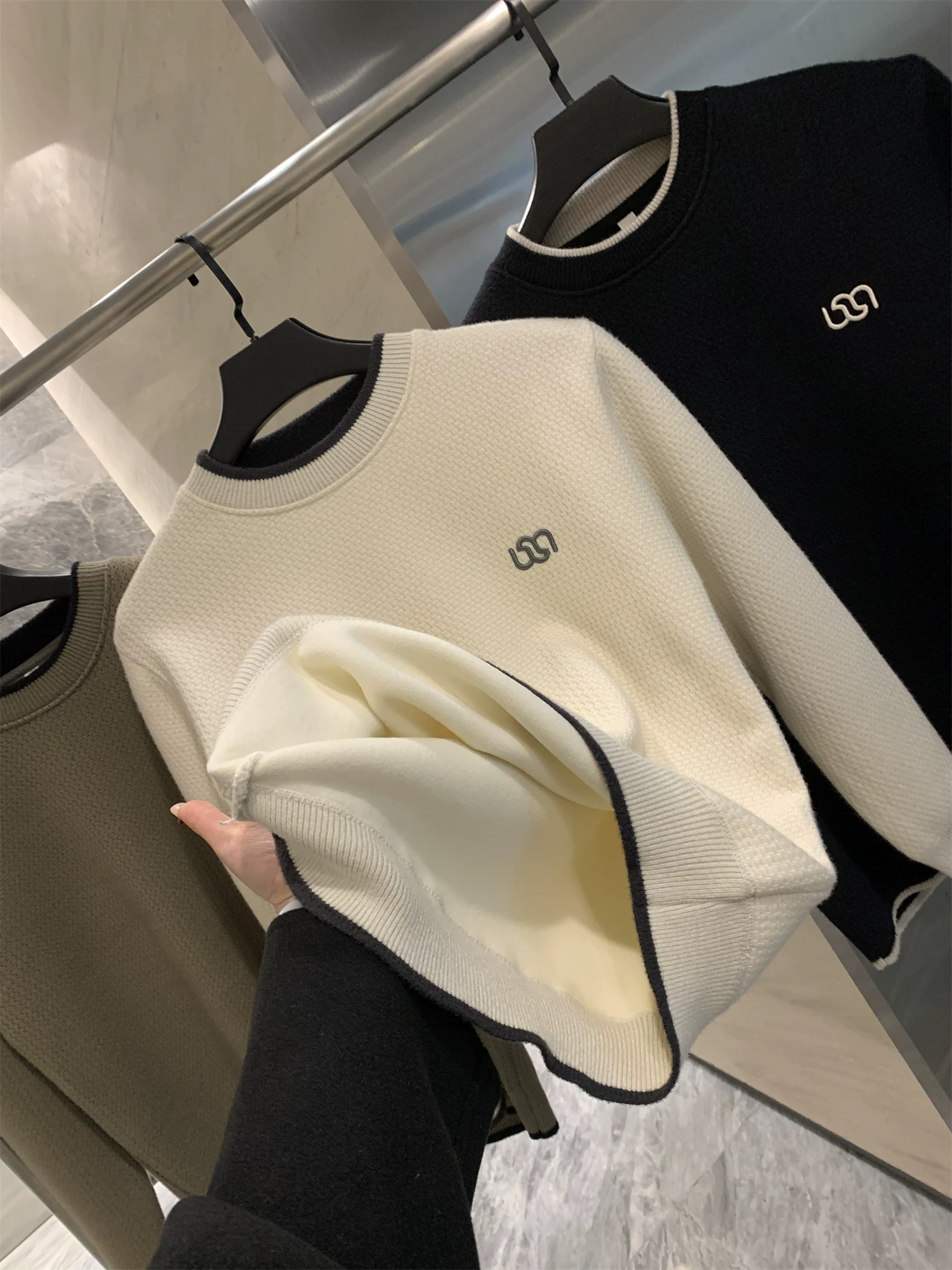 Don Quixote, khí chất thanh lịch! Dày dặn và không rụng lông! Áo len dệt kim ấm áp, lót lông cừu, phong cách thường ngày dành cho nam, thích hợp cho mùa thu đông.