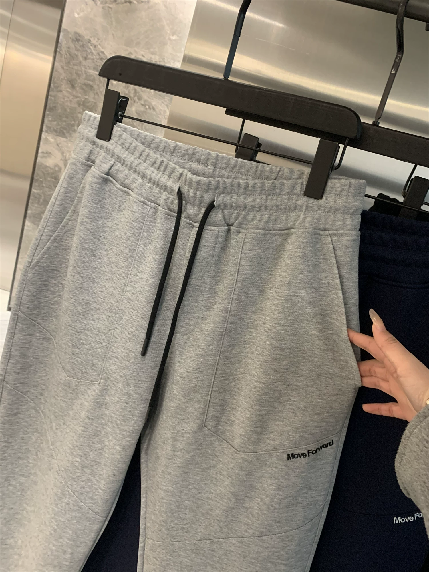 Dòng thiết kế Don Quixote! Quần vải dệt kim mật độ cao hai mặt kiểu La Mã, quần thể thao nam đa năng, hợp thời trang