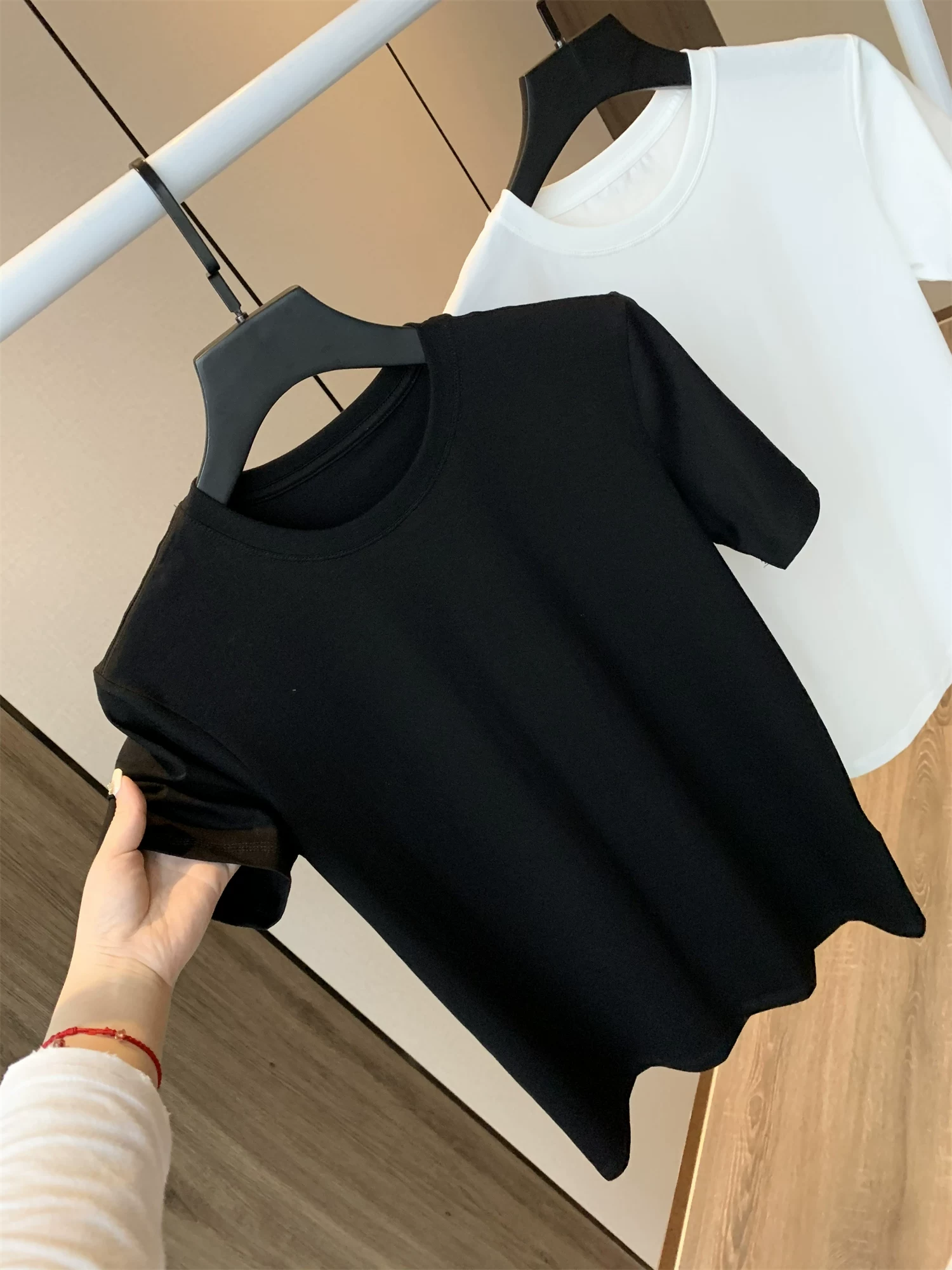 Đồ cần thiết mùa hè Don Quixote! Áo thun cotton oxy băng sợi đôi 40 sợi! Áo thun ngắn tay màu trơn cơ bản đa năng, dáng rộng dành cho nam.