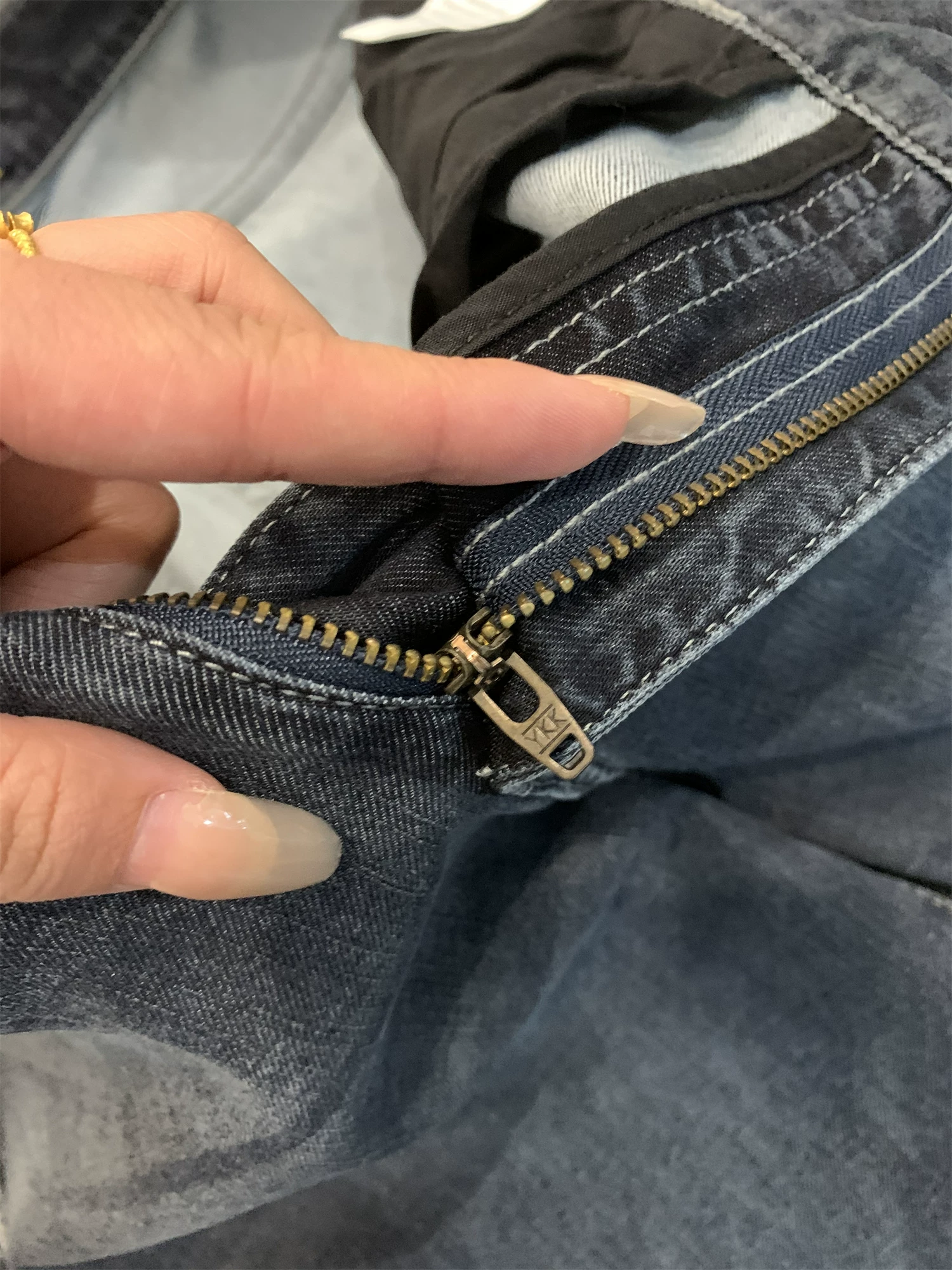 Don Quixote, độ đàn hồi tuyệt vời! Quá trình giặt là nặng nề! Quần jean ống đứng co giãn, thân thiện với da, hợp thời trang mùa hè dành cho nam.