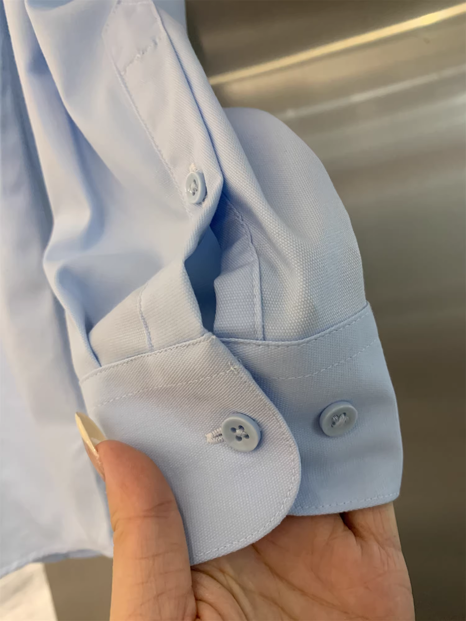 Ưu điểm của áo sơ mi Don Quixote! Công nghệ liền mạch! Xu hướng áo sơ mi dài tay màu trơn giản dị dành cho nam giới mới đầu mùa thu.