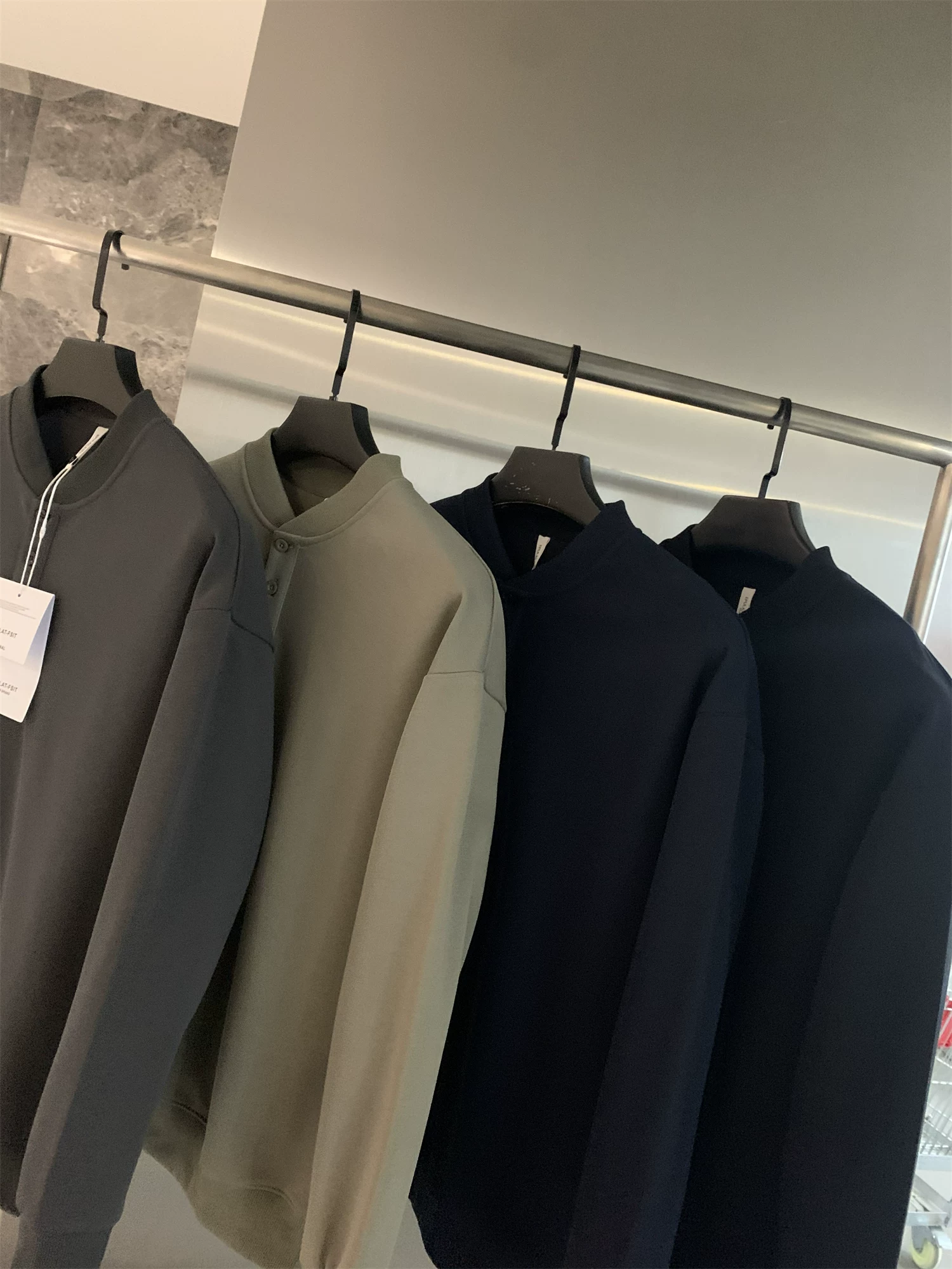 Don Quixote phong cách retro Mỹ! Cổ áo Henry cổ điển! Áo nỉ nam thời trang đa năng màu trơn mùa thu