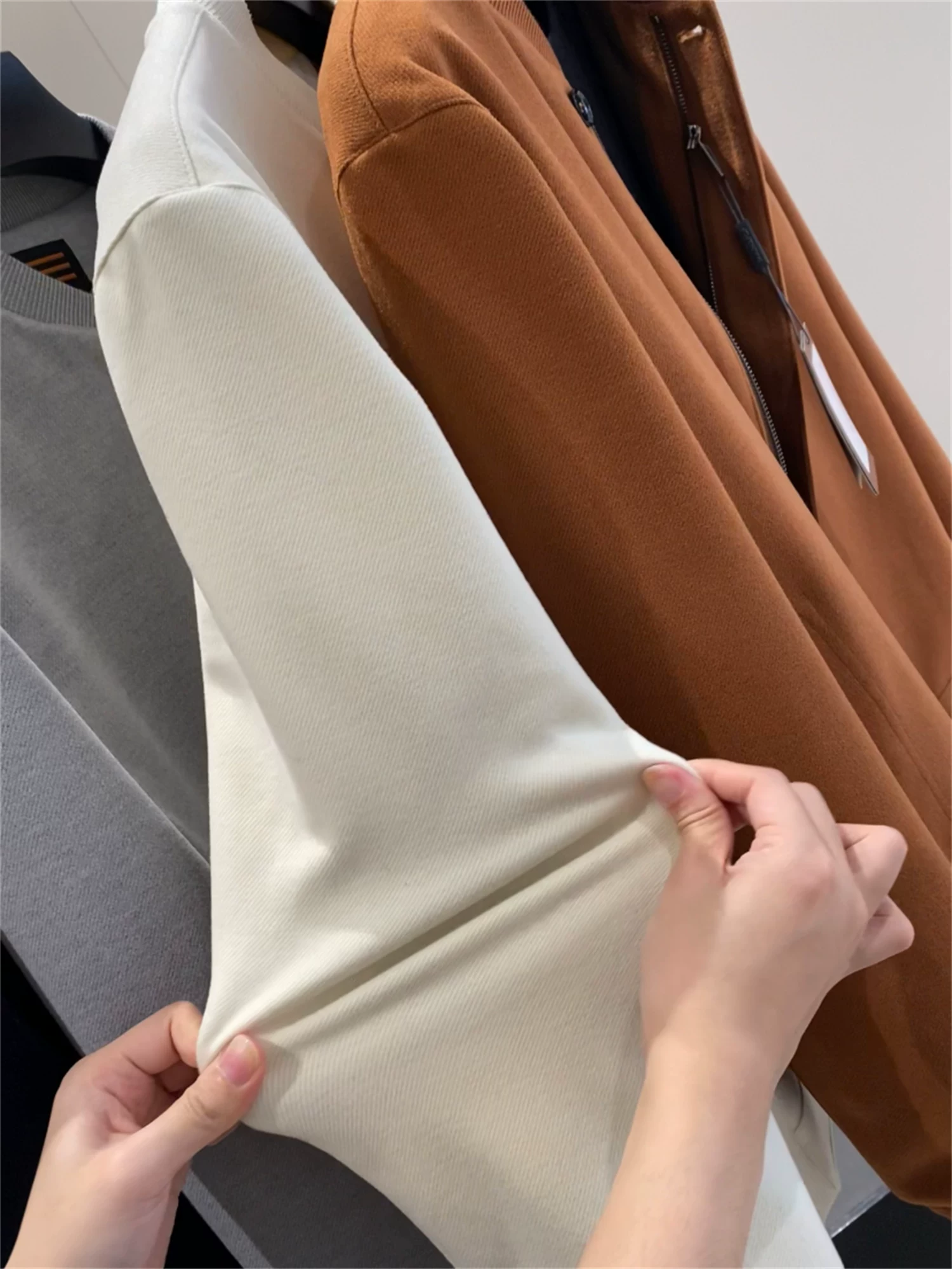 Áo khoác nam mùa thu đông chất liệu len acetate Don Quixote và tơ tằm! Mềm mại và co giãn! Áo dày dặn.