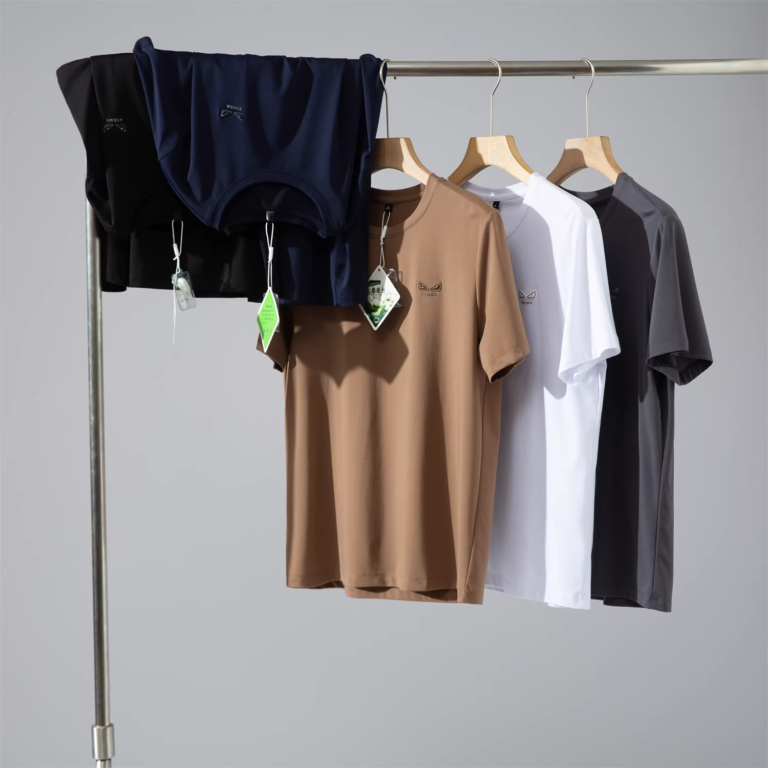 Don Quixote Mắt Ác! Tơ tằm dâu tằm + Lyocell! Áo thun ngắn tay cổ tròn đa năng, thời trang dành cho cặp đôi