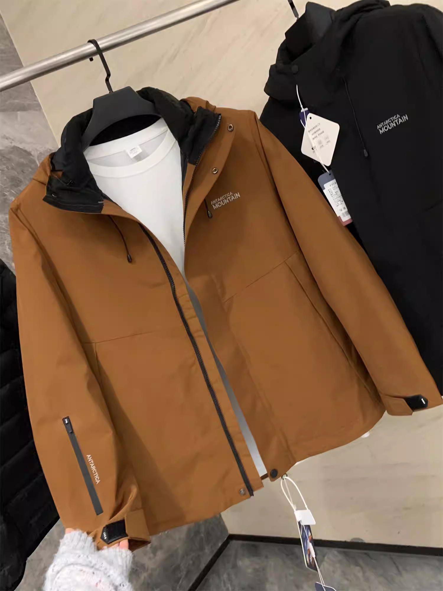 Don Quixote Dòng sản phẩm cao cấp ba trong một! 90% lông vịt + Túi đựng riêng biệt được ghép lớp! Áo khoác giữ ấm ngoài trời mùa thu đông