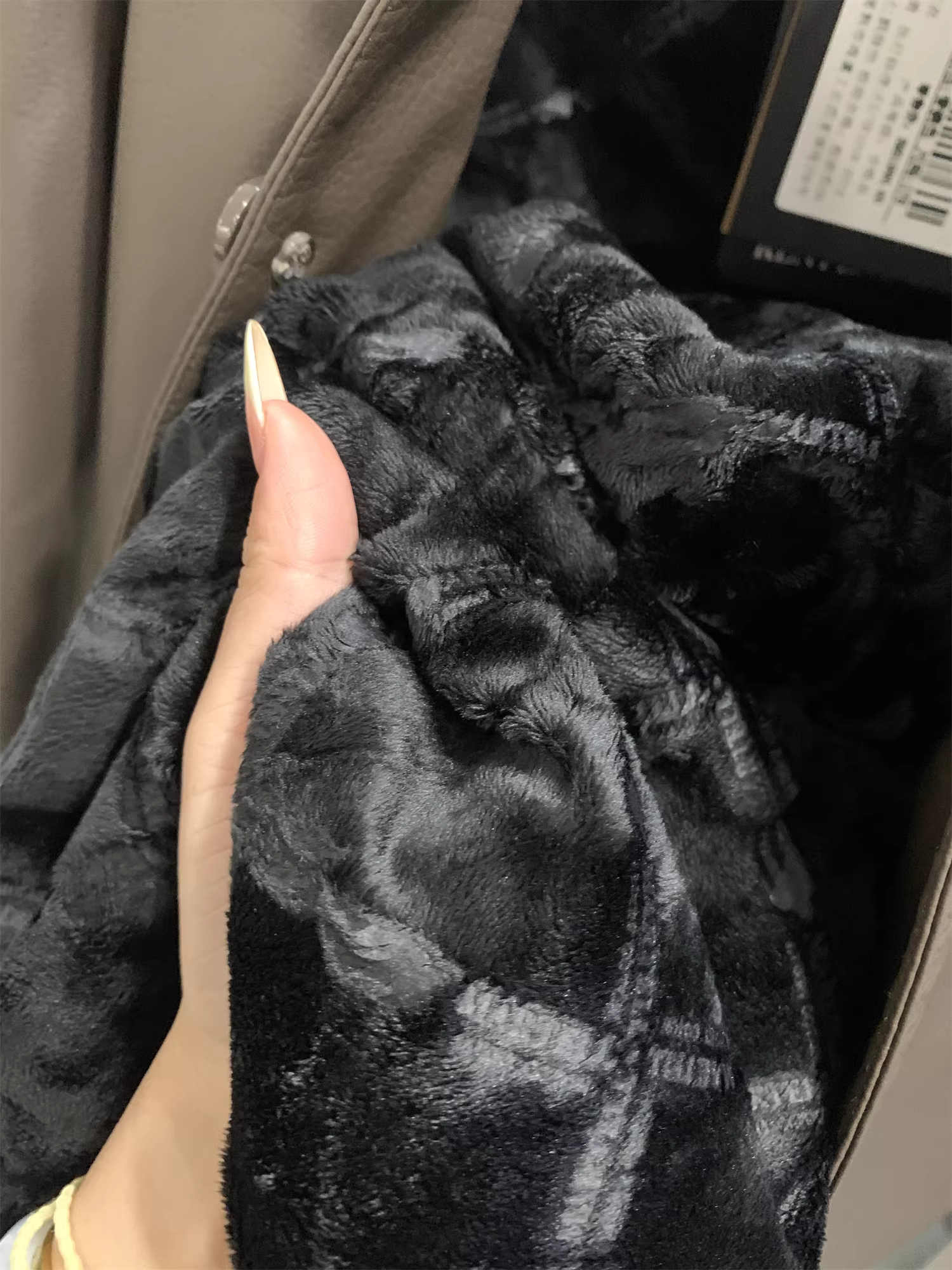 Da PU kiểu xe máy Don Quixote! Áo khoác có cổ dành cho nam giới, lót lông cừu, phong cách công sở giản dị, mùa thu đông.