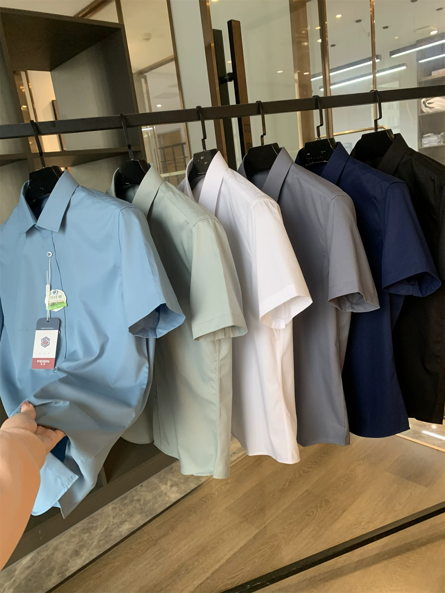 Áo sơ mi nam tay ngắn, chất liệu sợi tre, kháng khuẩn, không nhăn, kiểu dáng lịch sự, đẳng cấp như Don Quixote!