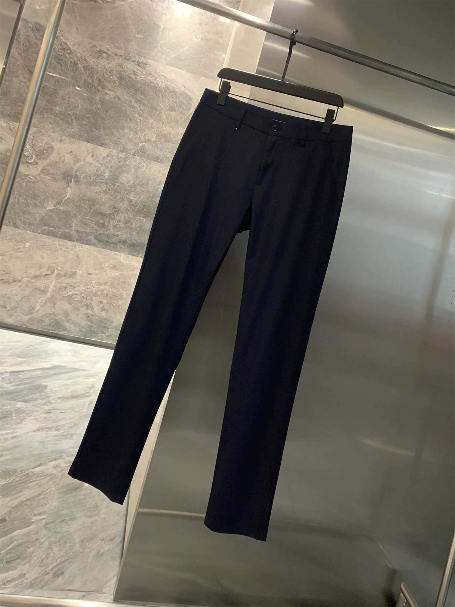 Don Quixote Light Business Casual! Quần âu nam mùa hè mềm mại, thân thiện với làn da, thoáng khí, đa năng.