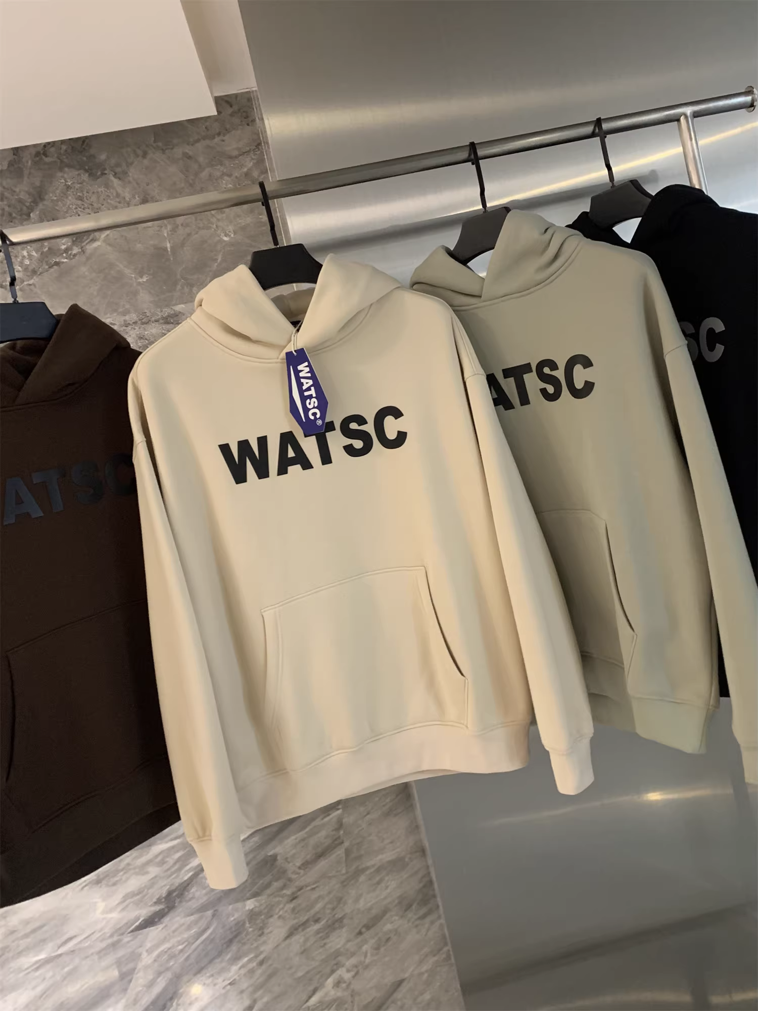 Phiên bản thiết kế Don Quixote! Áo hoodie nam có lớp lót lông cừu, dày dặn, mềm mại, kiểu dáng cơ bản, hợp thời trang, dành cho mùa thu đông.