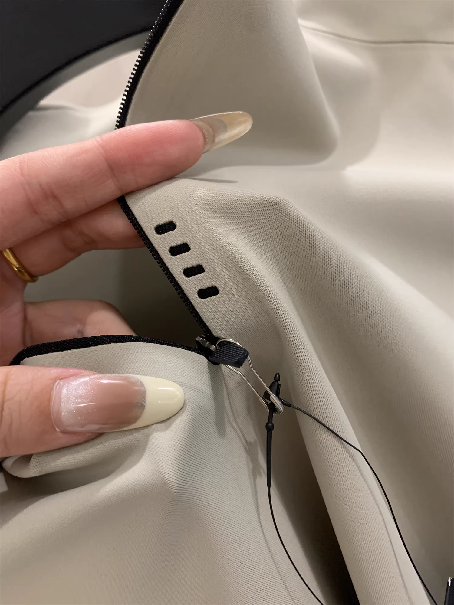 Don Quixote Outdoor N Series! Áo len thể thao cổ đứng nửa khóa kéo giữ ấm dài tay cho cặp đôi, lớp áo lót