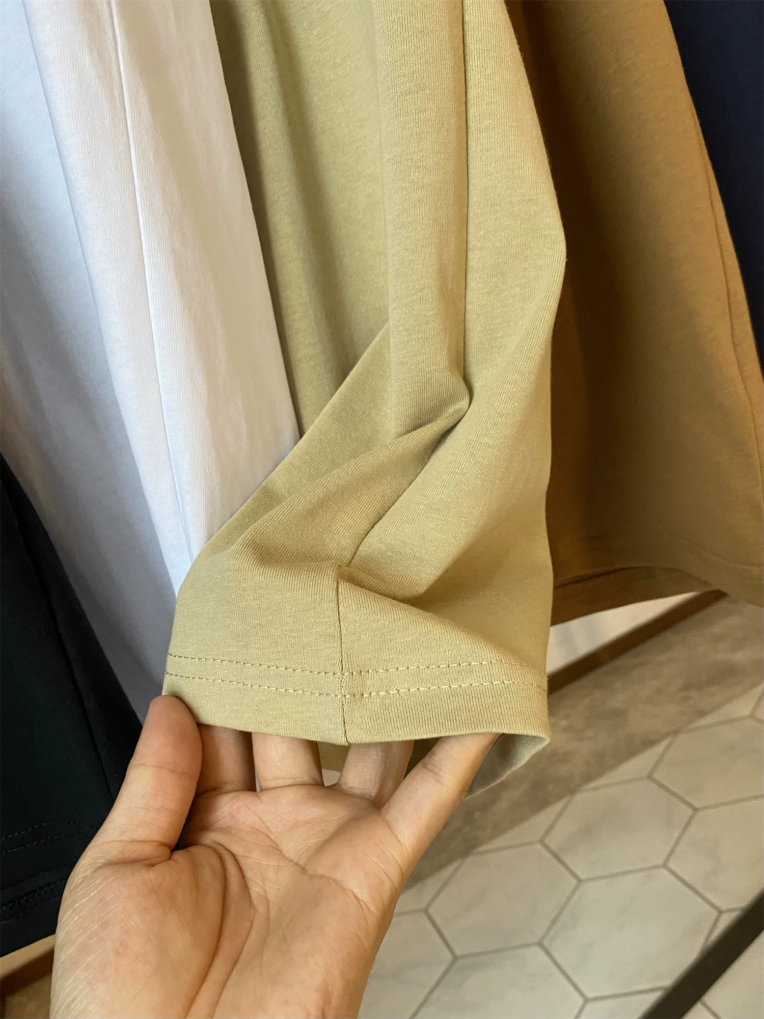 Don Quixote, mang thêm một vài cái nữa! Chất liệu cotton chải kỹ! Áo vest nam mùa hè không tay, thời trang.