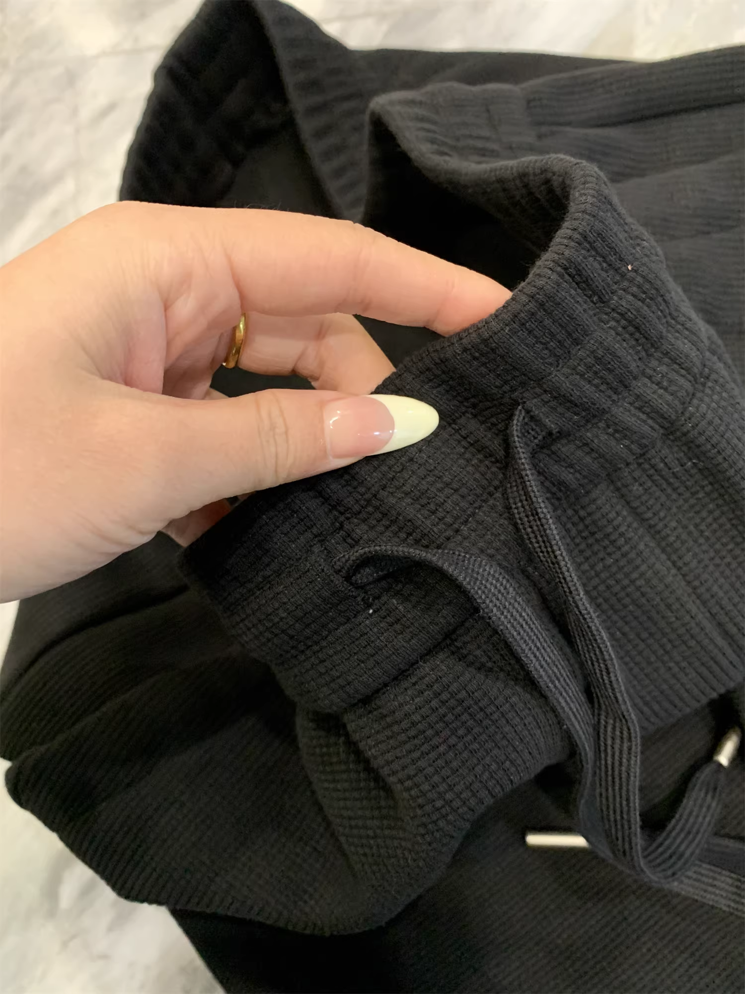 Chuỗi chương trình mùa đông Don Quixote! Có lớp lót lông cừu và được làm dày! Quần thể thao chất liệu kẻ sọc, cạp chun co giãn, kiểu dáng thường ngày.