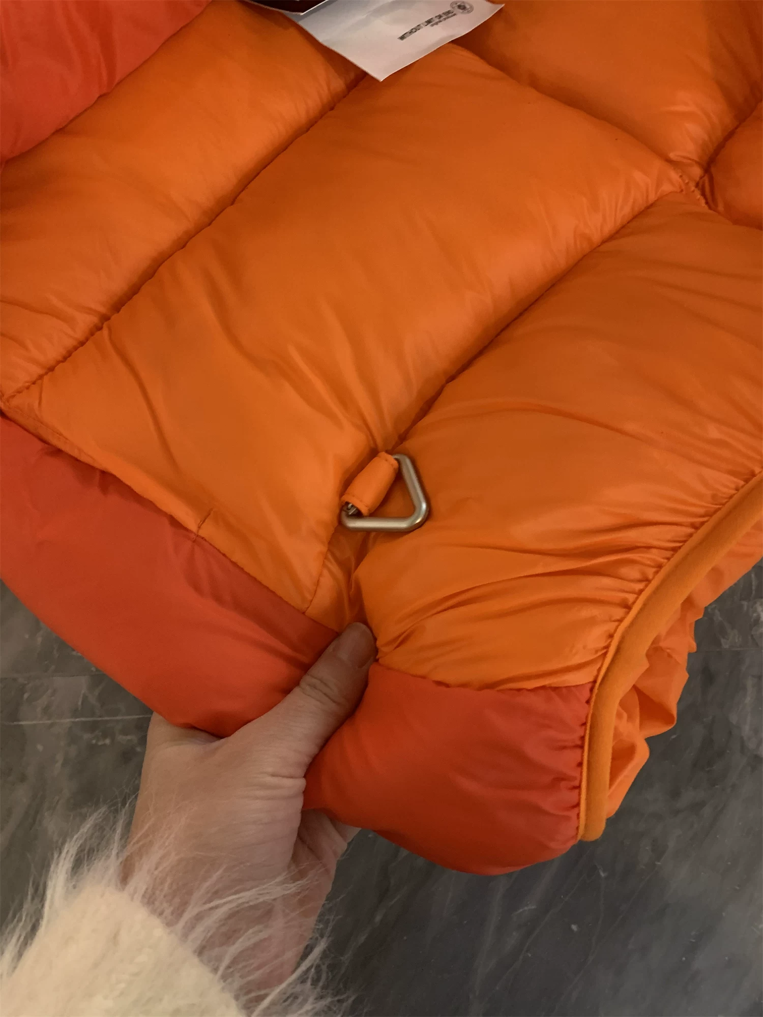 Don Quixote đang rất được ưa chuộng! Chống gió và chống nước! Áo khoác phao có mũ trùm đầu phong cách núi dành cho cặp đôi mùa thu đông.