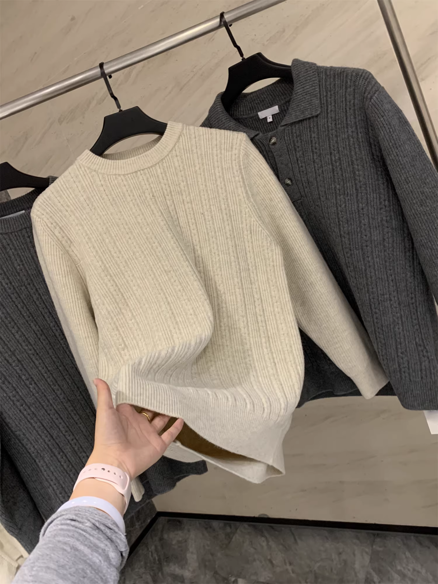 Don Quixote đến Tây Ban Nha! Áo len dệt kim họa tiết jacquard mềm mại và ấm áp mùa thu đông dành cho nam và nữ.