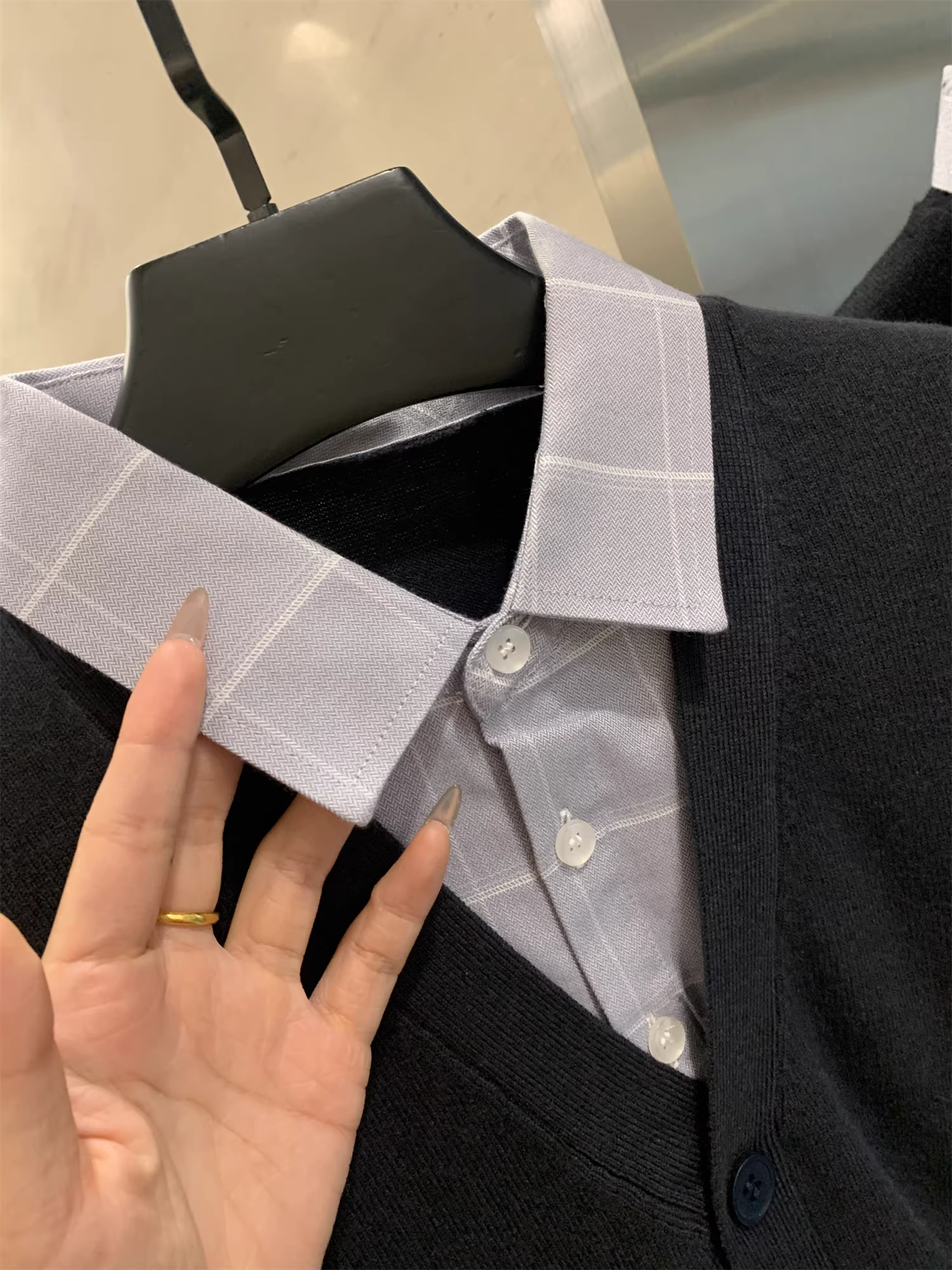 Áo len pha len Don Quixote! Áo len nam giả hai mảnh mềm mại, tinh tế, thân thiện với da, thích hợp cho mùa thu đông