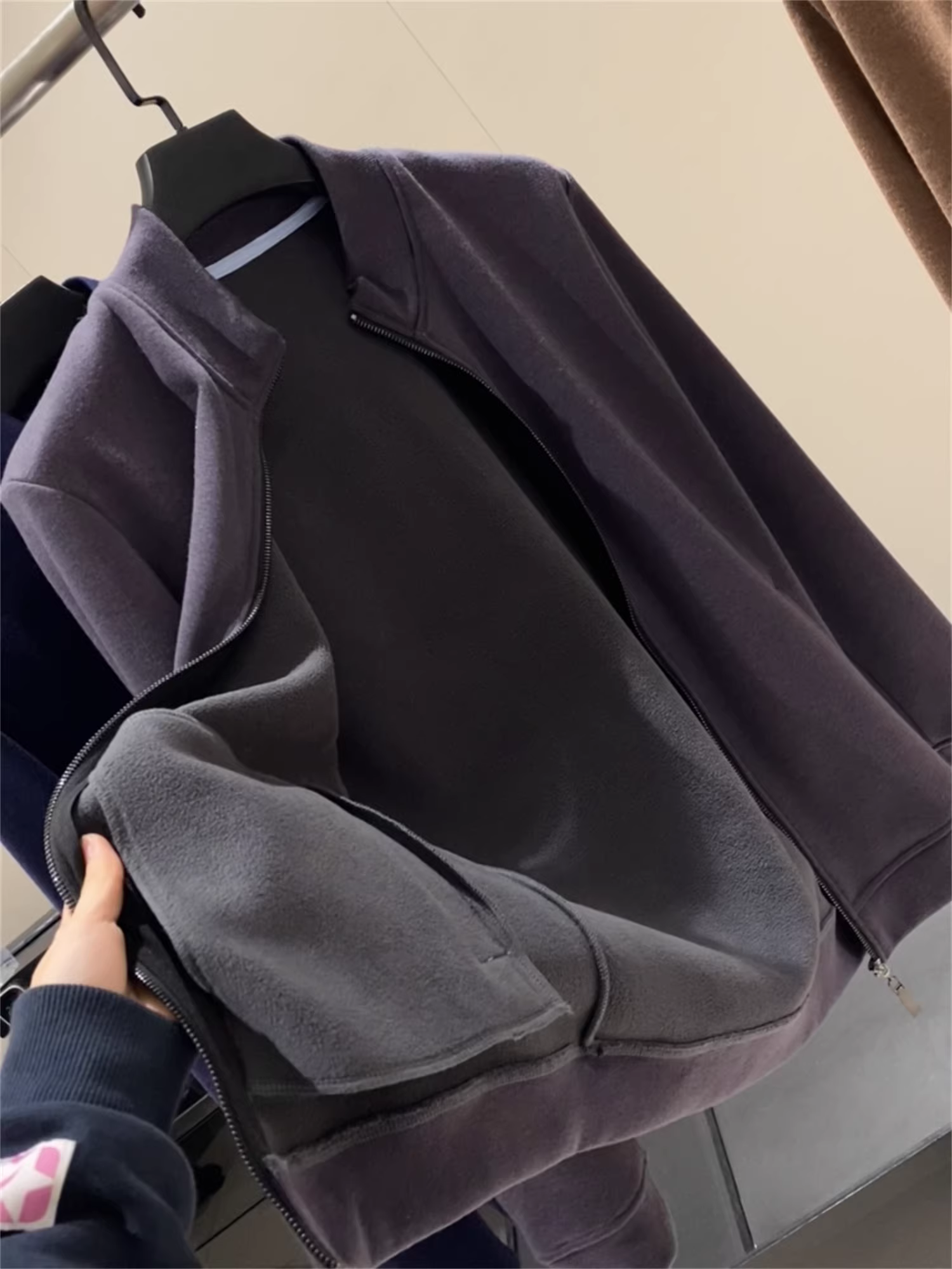 Don Quixote: Giảm giá cực sốc! Áo khoác nam cổ đứng mùa thu đông chất liệu len pha.