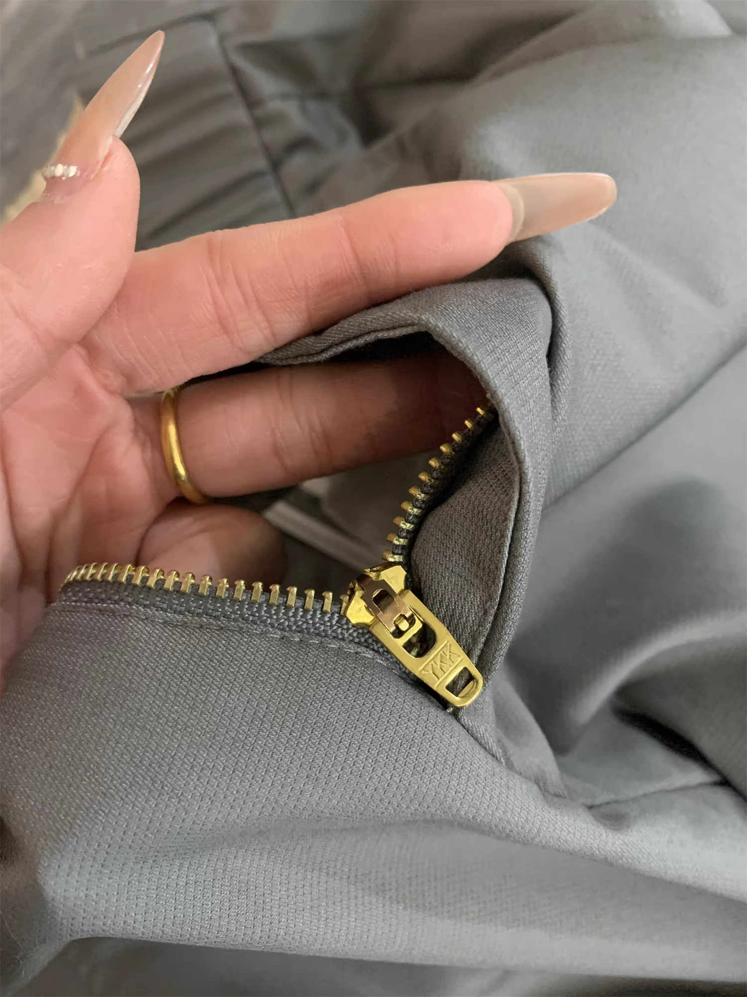 Dòng sản phẩm sợi tre Don Quixote! Thoáng khí và co giãn bốn chiều! Quần âu nam ống đứng màu trơn đa năng.