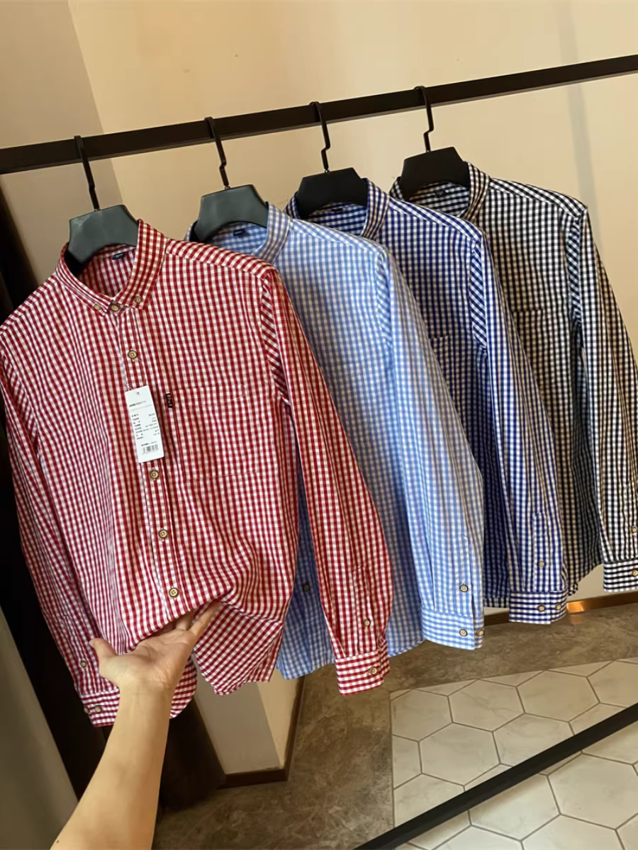 Don Quixote 100% cotton! Thân thiện với da và thoáng khí! Áo sơ mi nam kẻ sọc dài tay mùa thu mới với cổ áo lật, hợp thời trang.