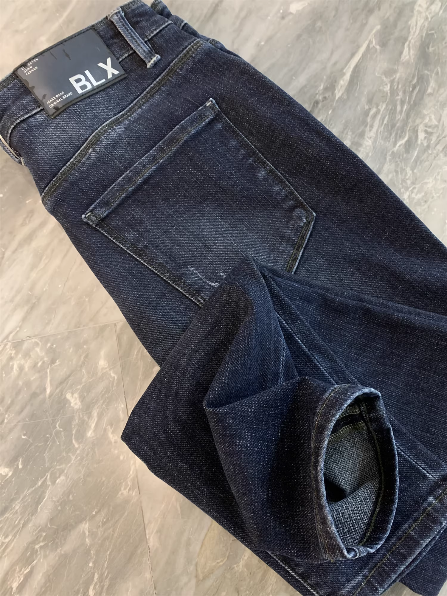 Don Quixote Ưu đãi hấp dẫn! Giặt giũ bền bỉ! Quần jean thời trang nam mùa xuân thu.