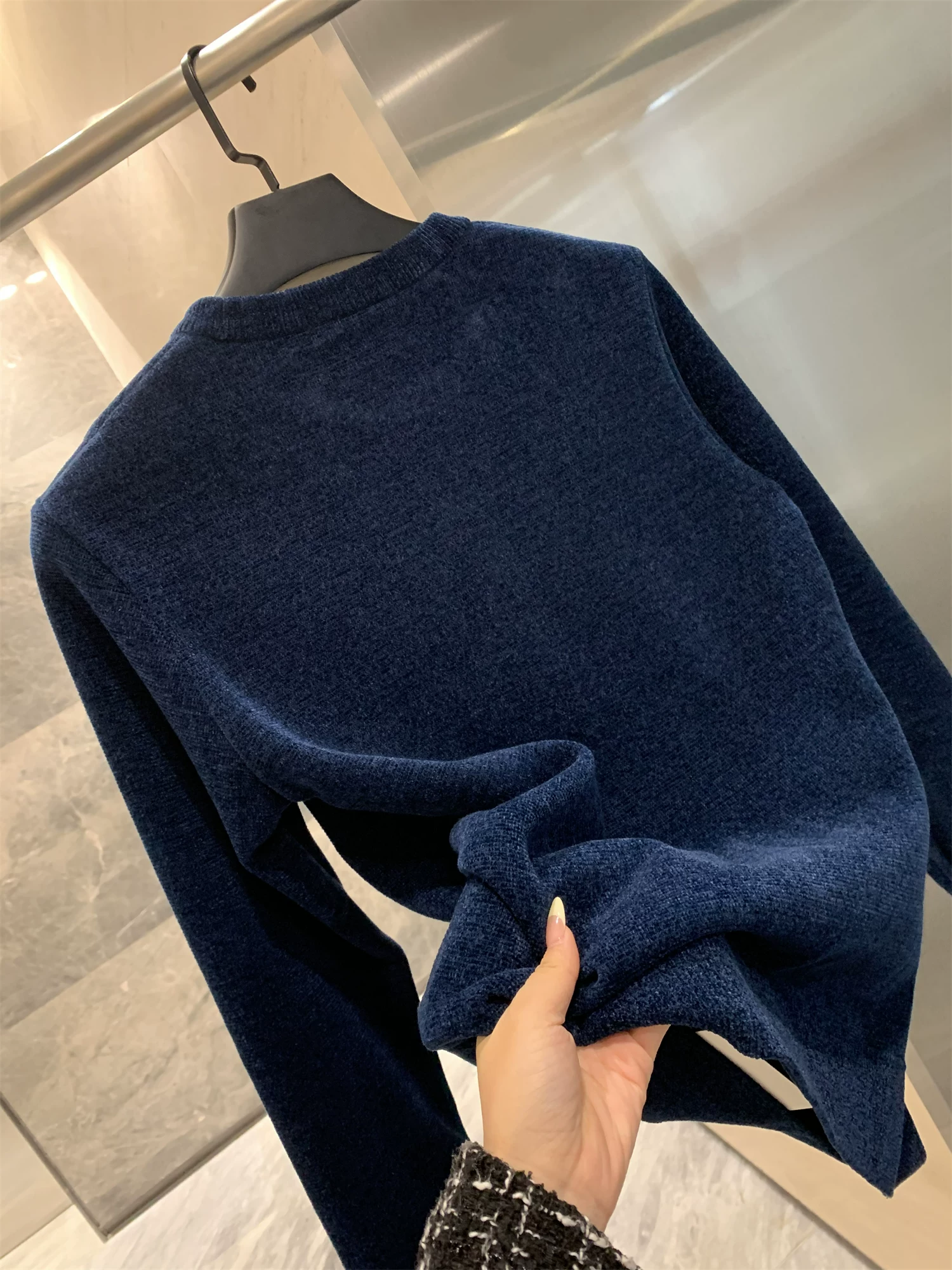 Sản phẩm gia đình Don Quixote H! Áo len dệt kim chenille lót lông cừu! Áo len dệt kim ấm áp thường ngày dành cho nam mùa thu đông.