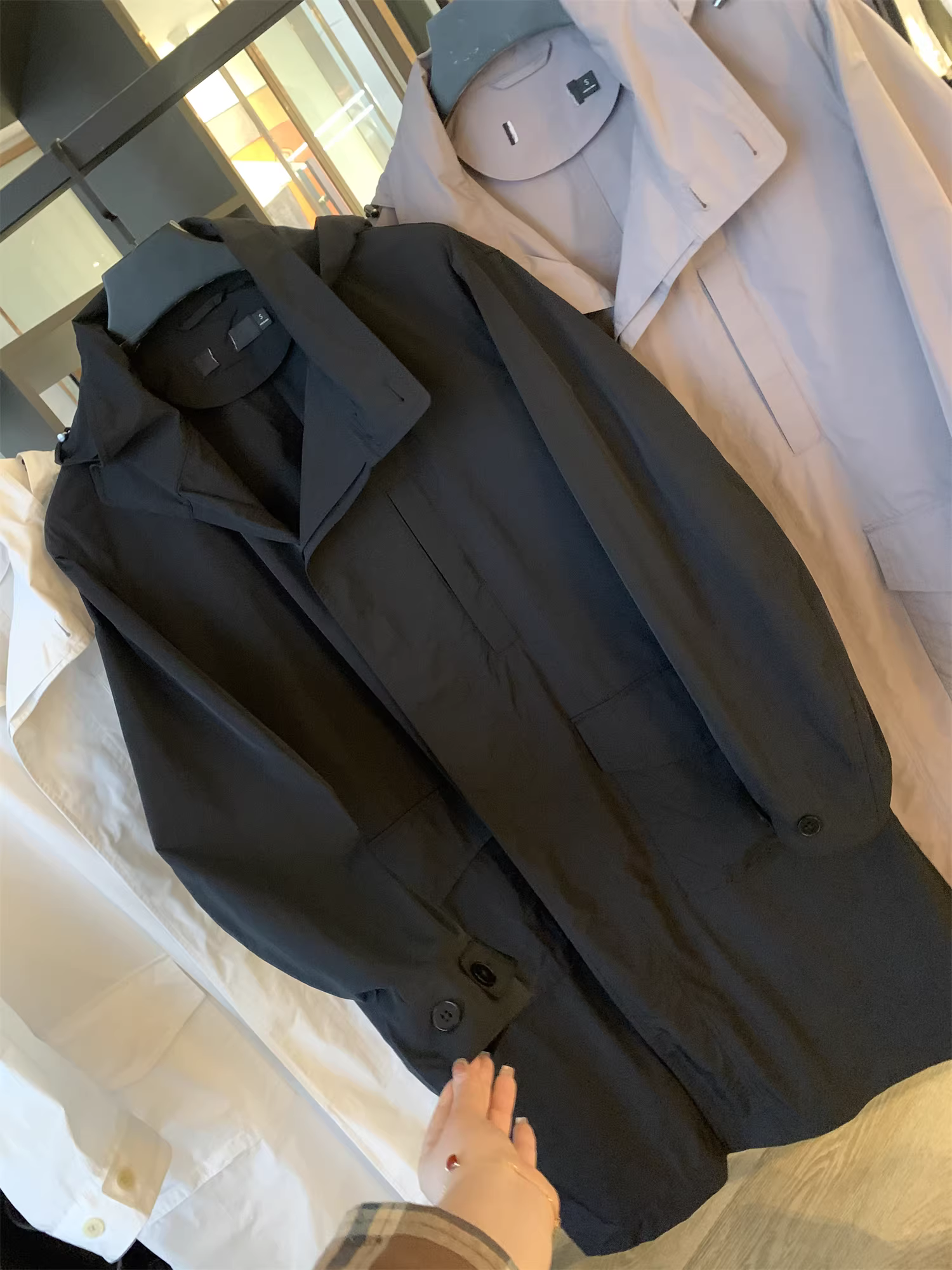 Don Quixote du hành khắp Tây Ban Nha! Tủ 999+! Áo khoác trench coat có mũ trùm đầu, kiểu dáng cặp đôi, dệt cao cấp, mật độ cao.