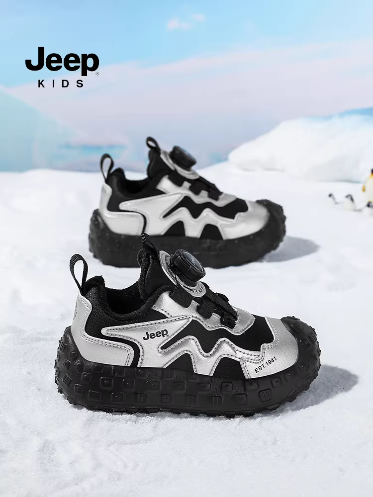 Giày thể thao bé trai Jeep, ấm áp và lót lông cừu, mẫu mới mùa đông 2025, giày đi bộ ngoài trời cho trẻ em, giày trẻ em, giày cotton đôi.